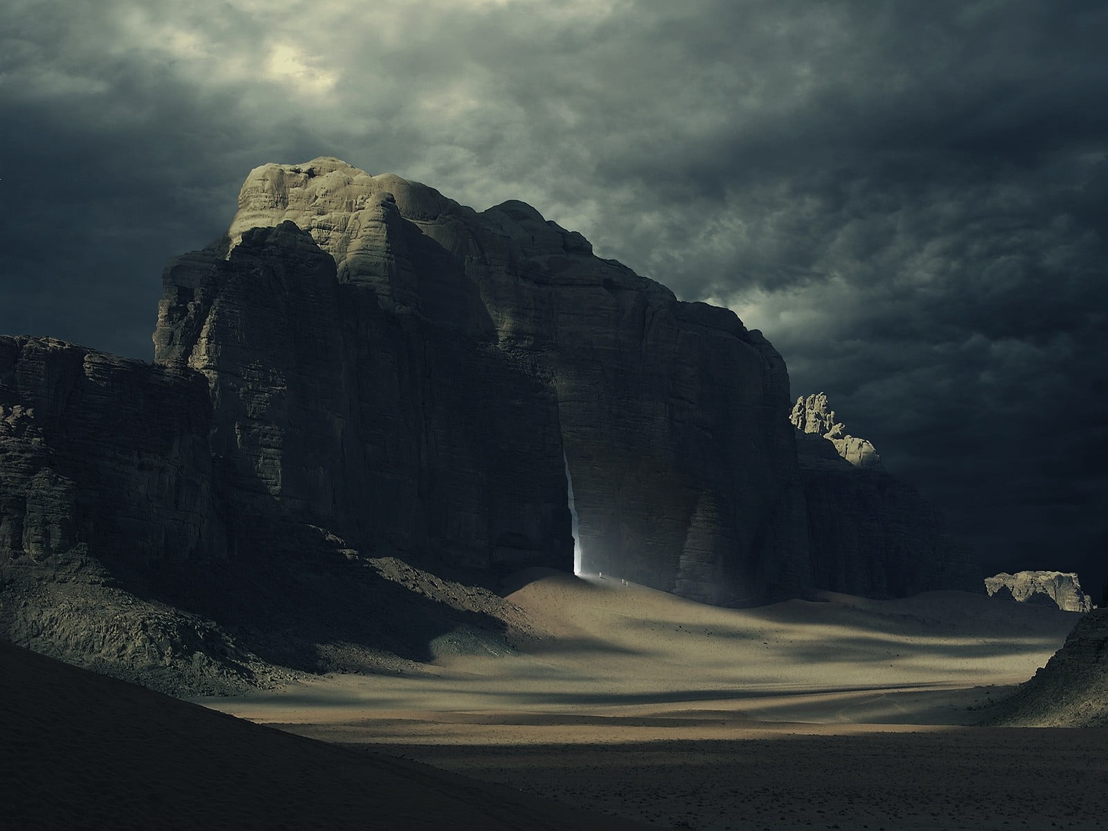 day, computer, clouds, land, solid, landscape, desert, nature, storm, monitor, beauty in nature, sunlight, 720P, rock, rock - object, scenics - nature, HD Wallpaper