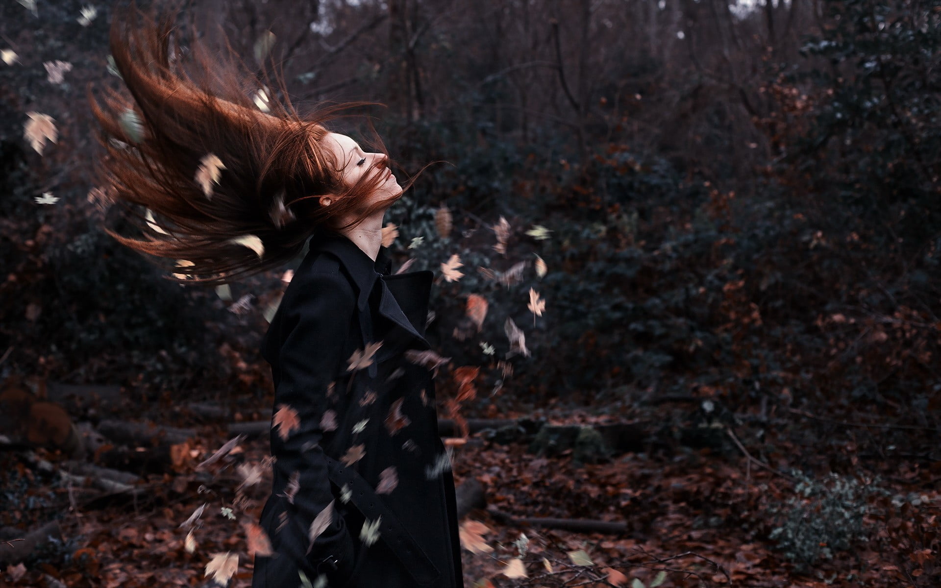 s, hairstyle, standing, black, fall, land, hair toss, leisure activity, redhead, women, woodland, day, young adult, tree, leaves, 1080P, model, forest, HD Wallpaper