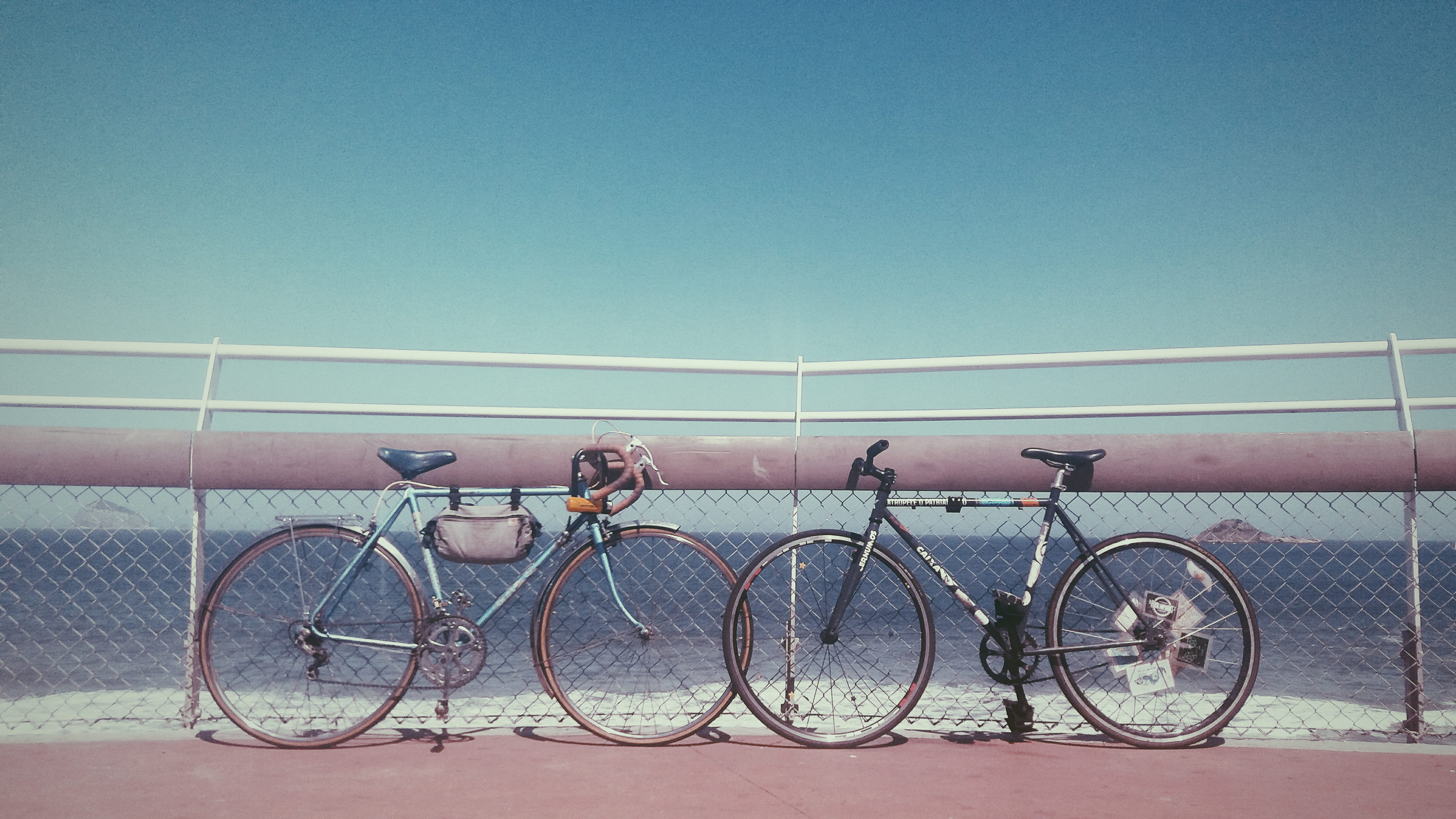 sky, sea, mode of transportation, day, seafront, copy space, rio de janeiro, parking, road, waterfront, track bike, bicycle, transportation, stationary, HD Wallpaper