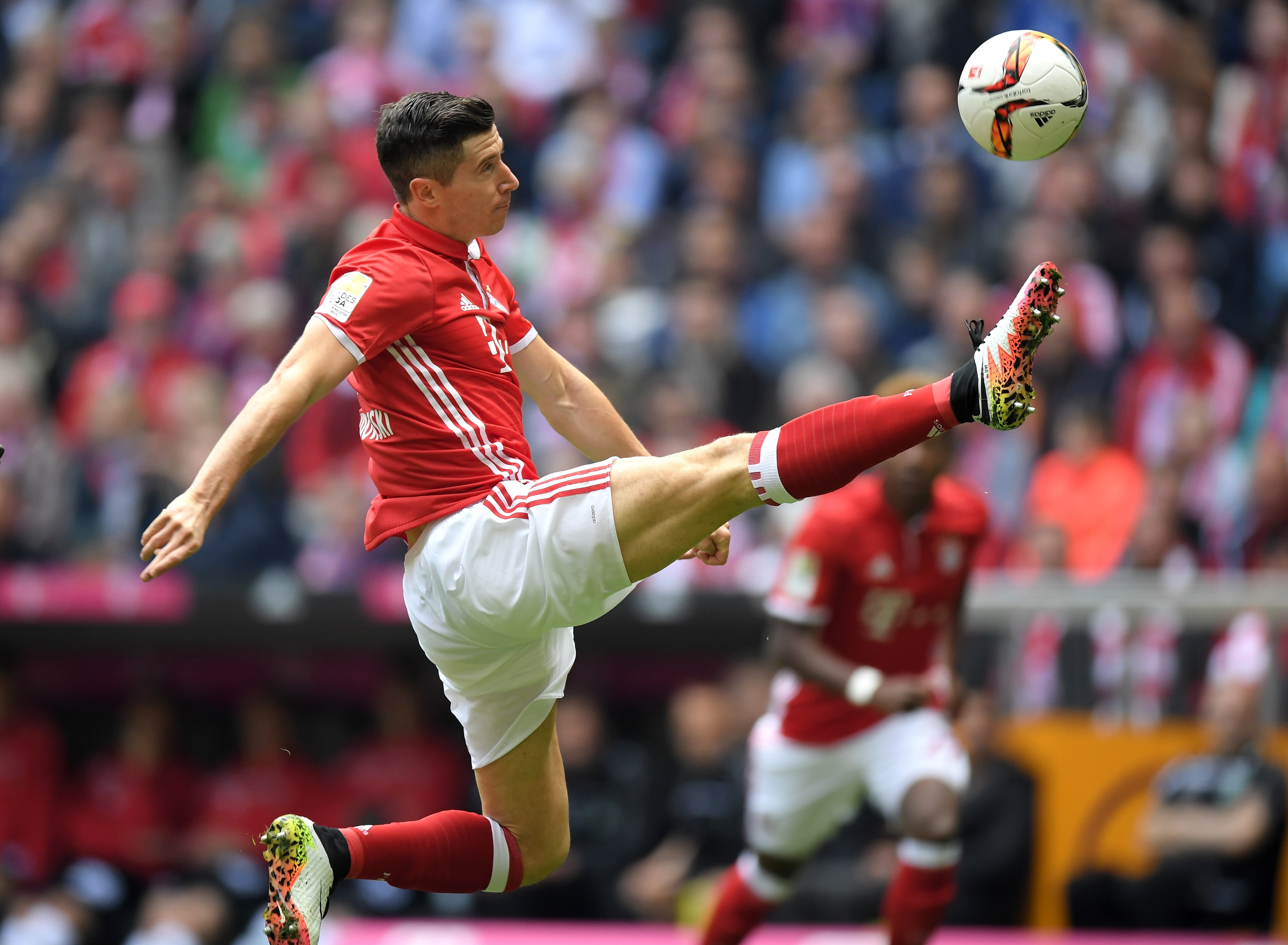 incidental people, group of people, robert lewandowski, competitive sport, jump, team sport, competition, soccer player, focus on foreground, stadium, soccer, HD Wallpaper