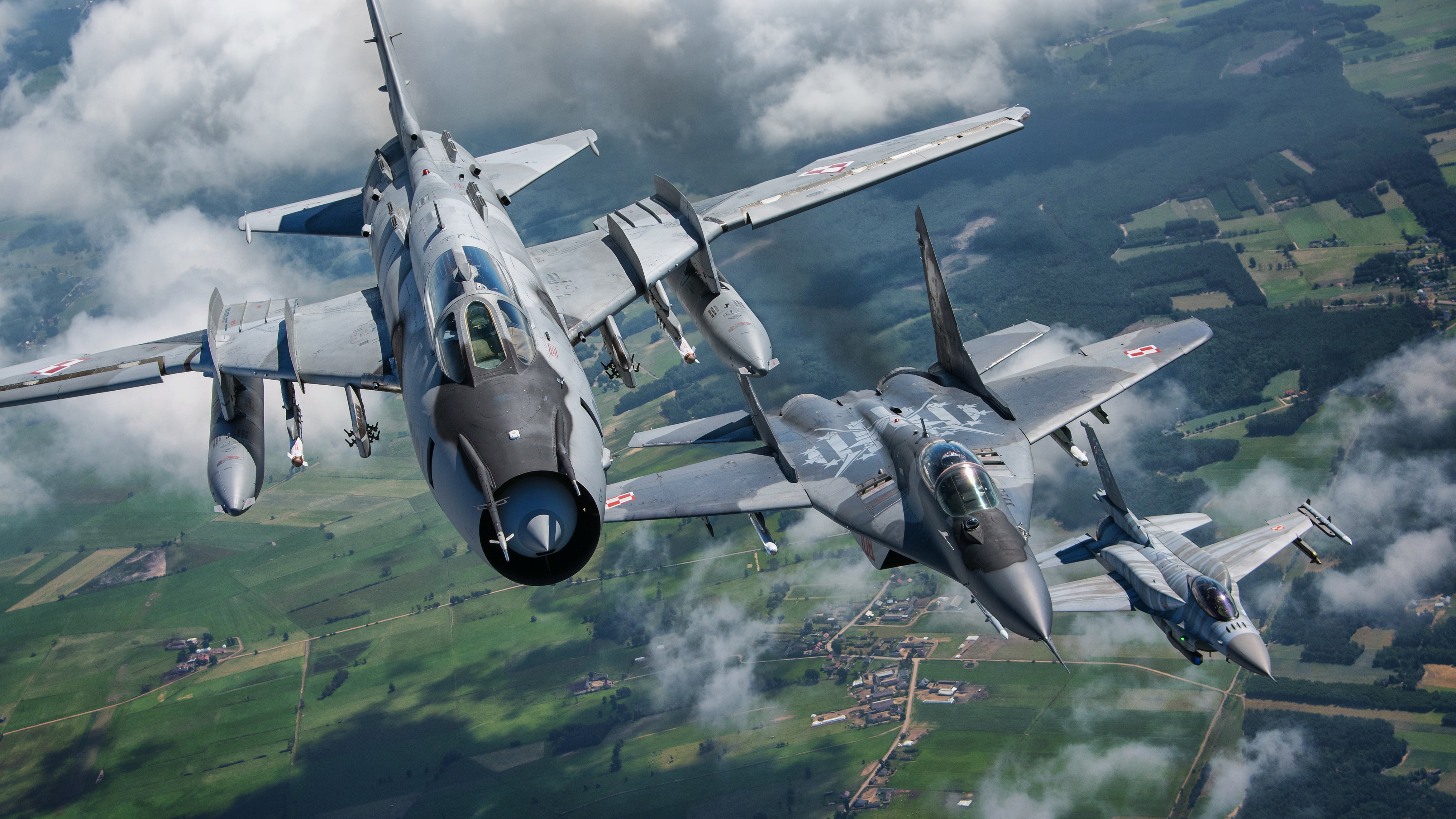 F-16, 4K, Fighter-bomber, Polish air force, Su-22, F-16 Fighting Falcon, The MiG-29, Sukhoi Su-22M4, Su-22M4, HD Wallpaper