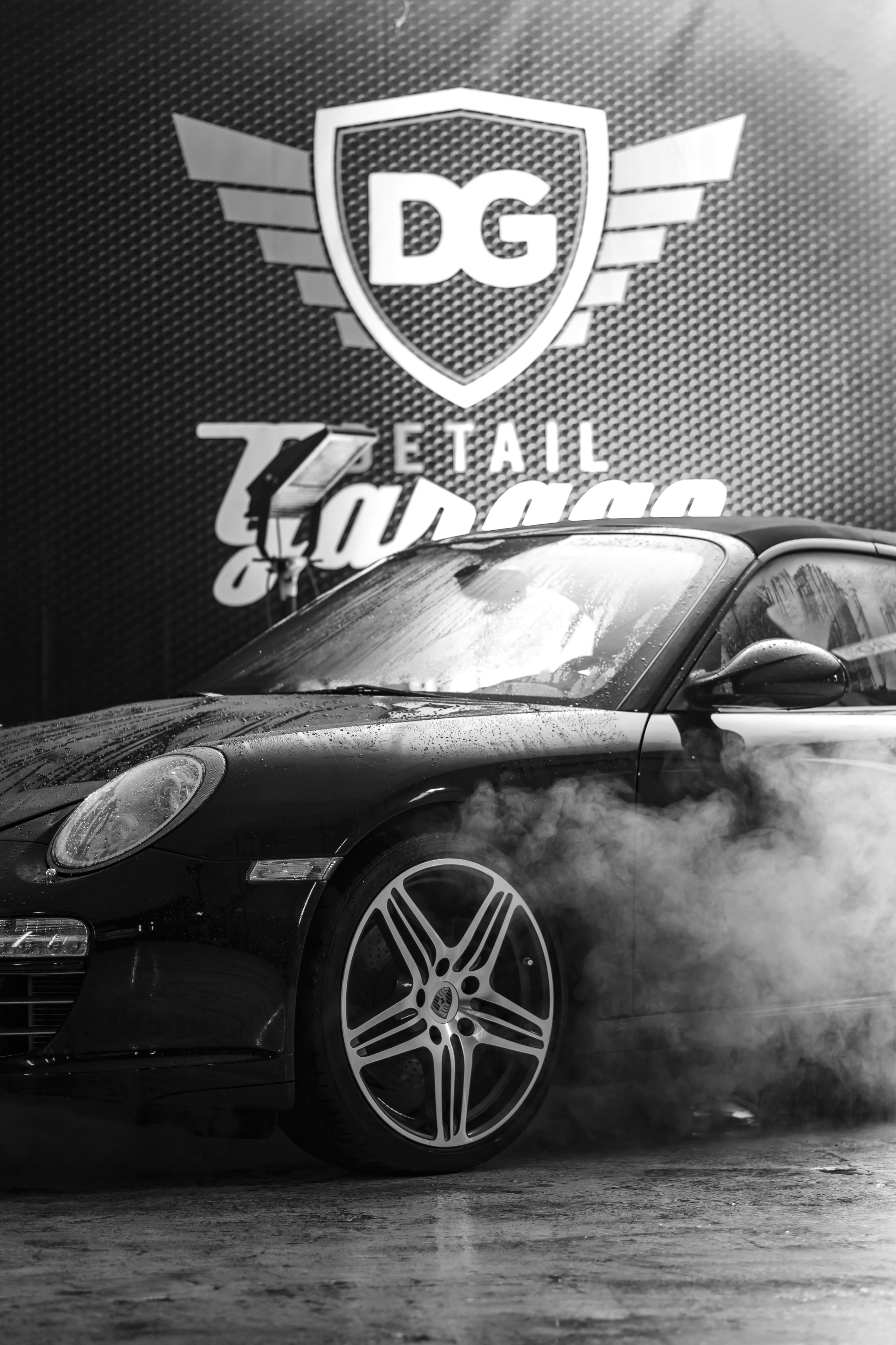 car, clean, creativity, garage, land vehicle, protection, stationary, expensive, retro styled, communication, varnish, car wash, art and craft, polish, Phone HD Wallpaper