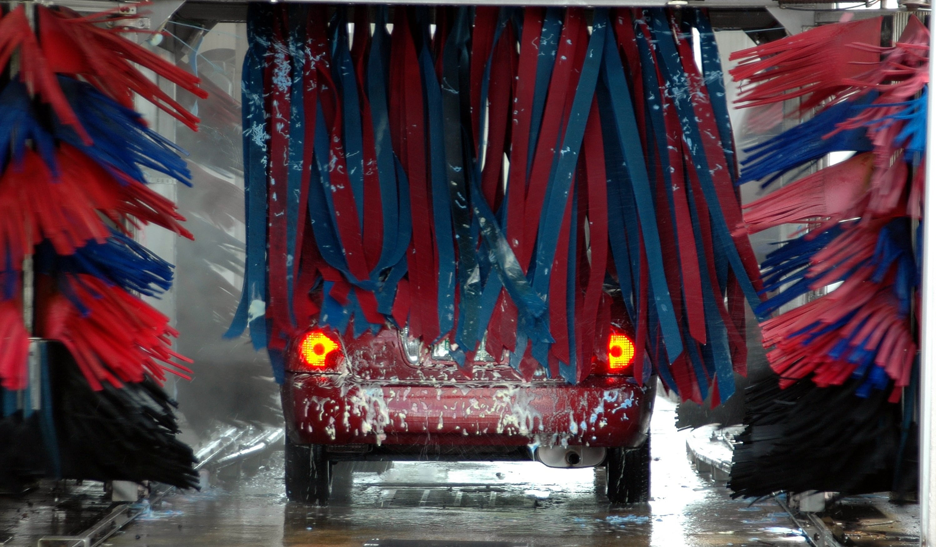 auto, city, car wash, brushes, red, jet, maintenance, polish, carwash, belief, business, washer, illuminated, cleaning, clean, building, water, spray, day, HD Wallpaper