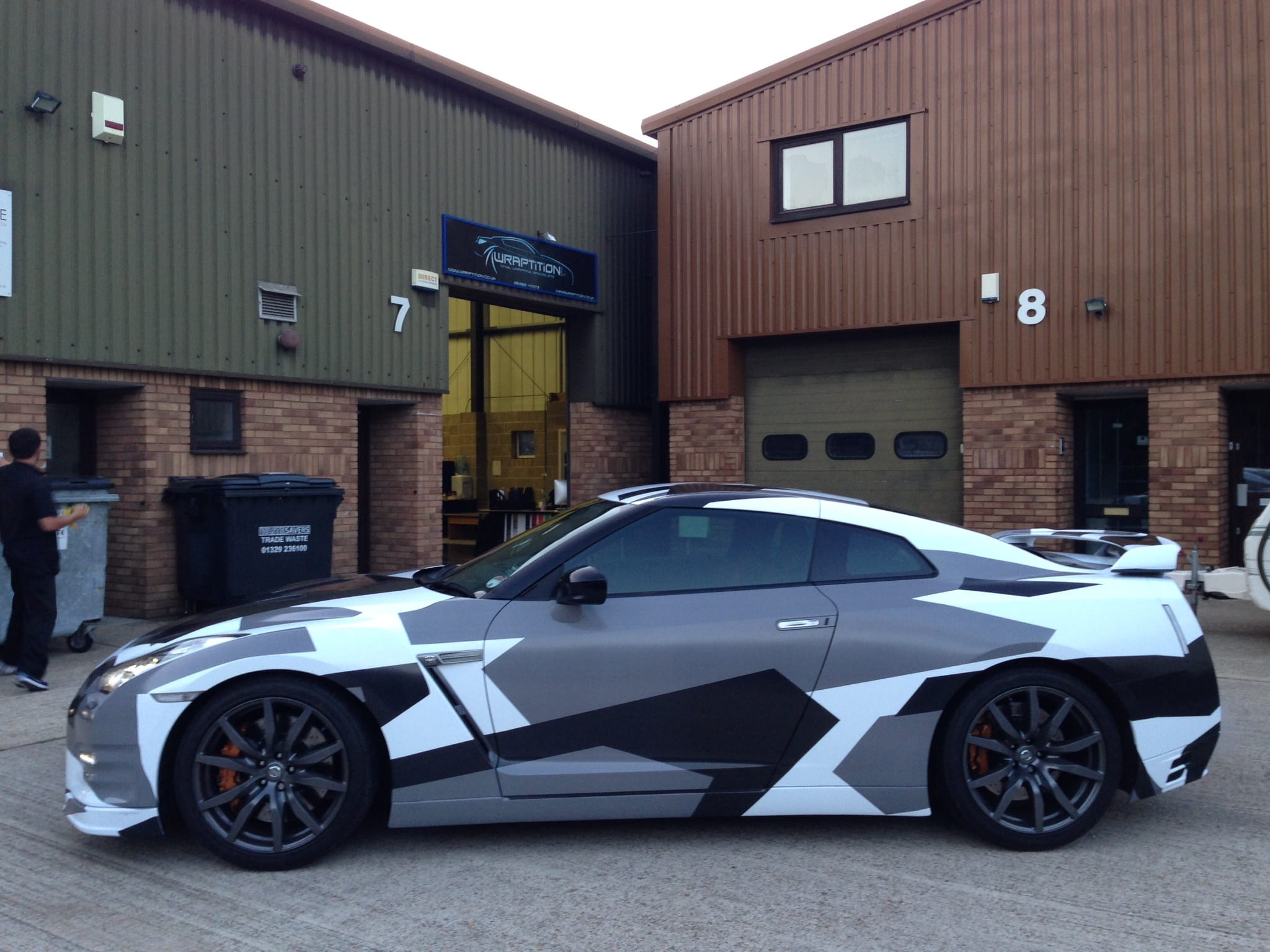 street, wrap, outdoors, building, motor vehicle, wheel, workshop, glass, sports car, new, job, work, 1080P, foiling, protection, wealth, car wrap, adhesive, HD Wallpaper