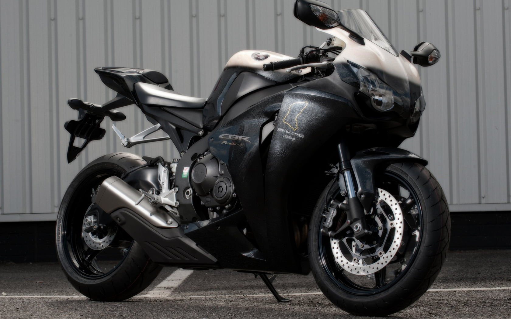 gray, land vehicle, road, outdoors, helmet, metal, parking, cbr, motorcycle, day, black, stationary, 720P, fireblade, luxury, sports, city, wheel, chrome, HD Wallpaper