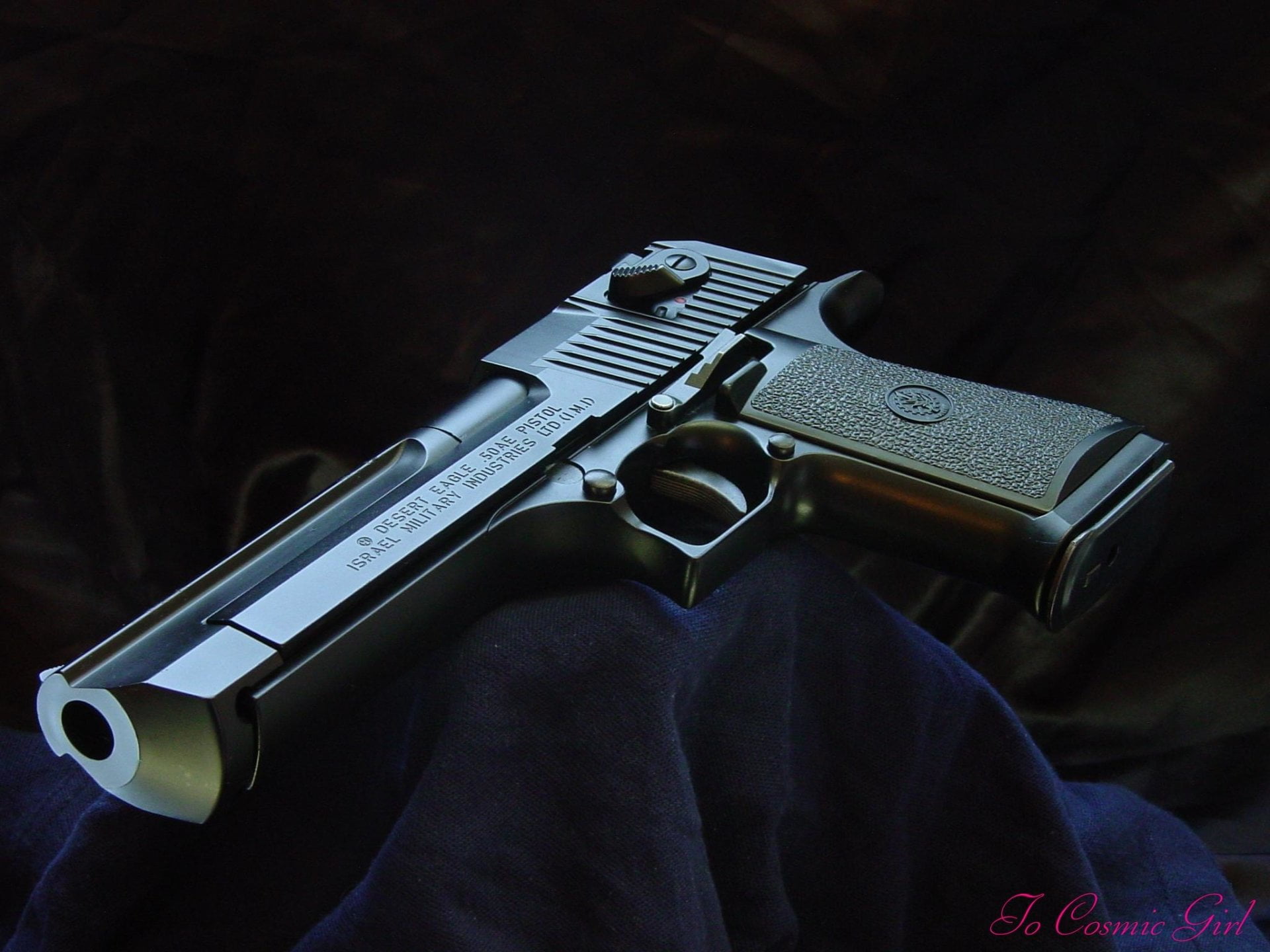 close-up, semi, black, one person, war, communication, criminal, violence, shooting A Weapon, Weapons, security, pistol, metal, handgun, 1080P, trigger, HD Wallpaper