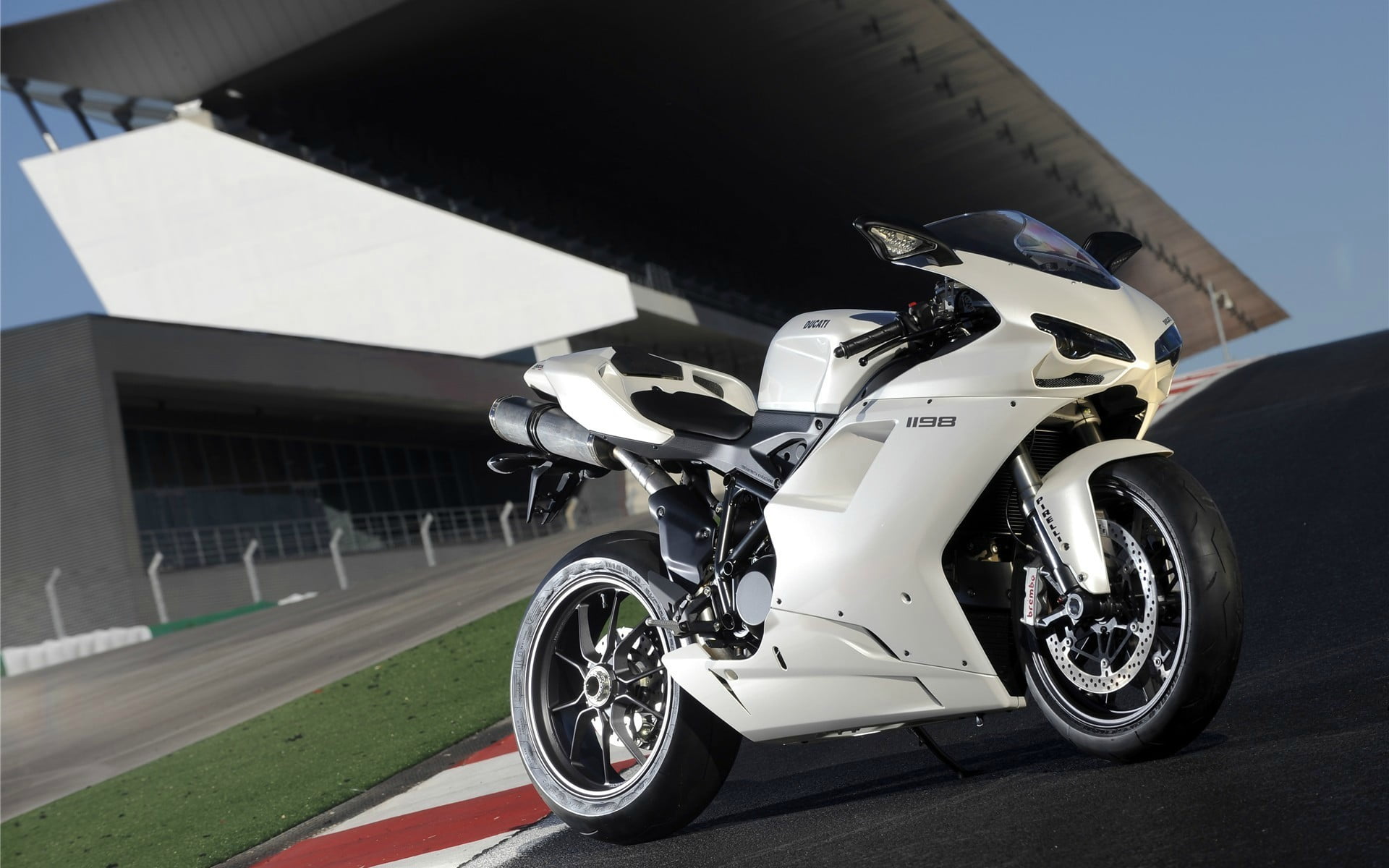 black, outdoors, city, stationary, motor vehicle, mode of transportation, built structure, Ducati 1198, motorcycle, tire, bike, transportation, Ducati, HD Wallpaper