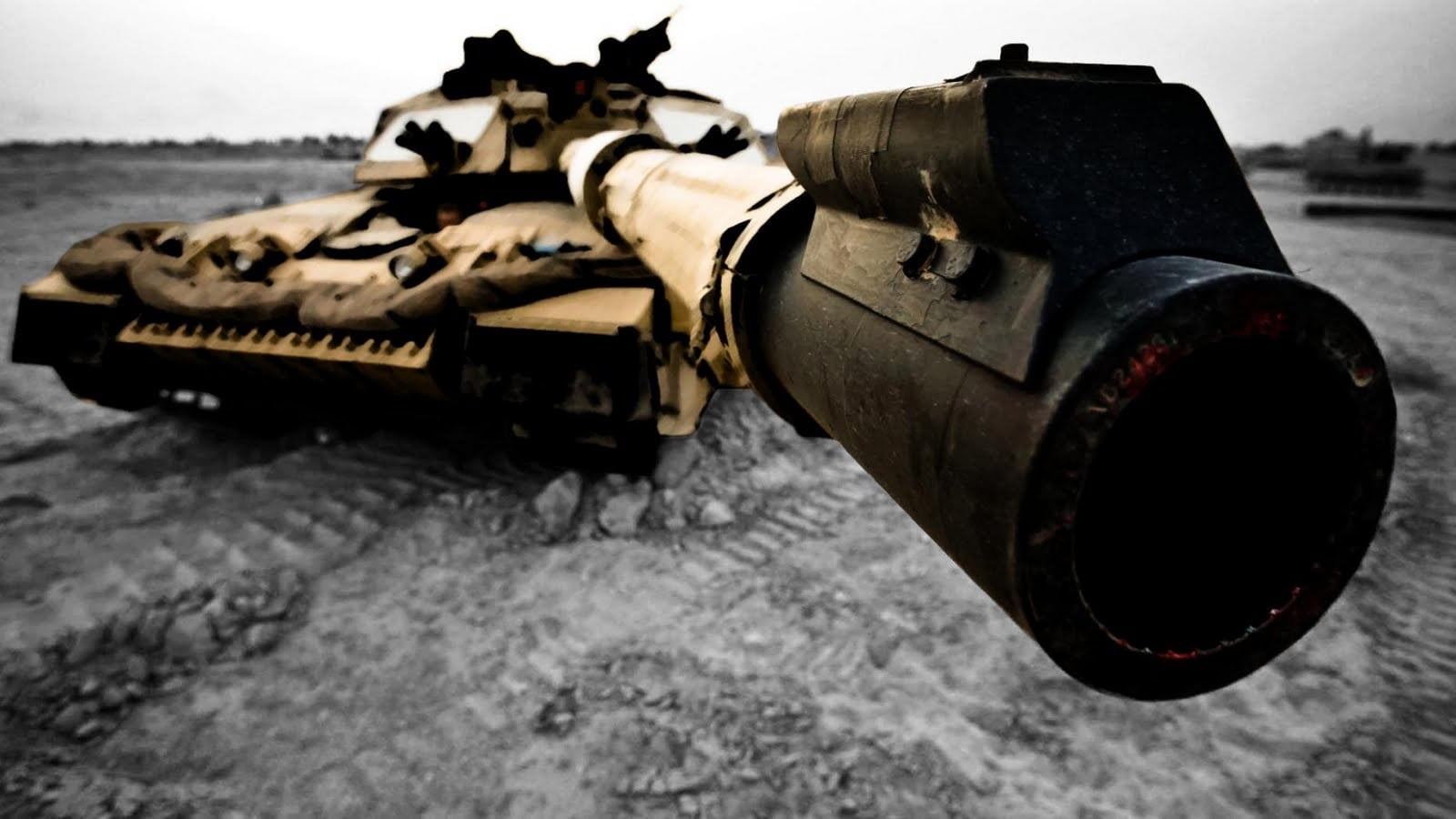720P, depth of field, violence, battle, safety, protection, water, aiming, military, weapon, black, no people, nature, single object, vehicle, metal, aggression, HD Wallpaper