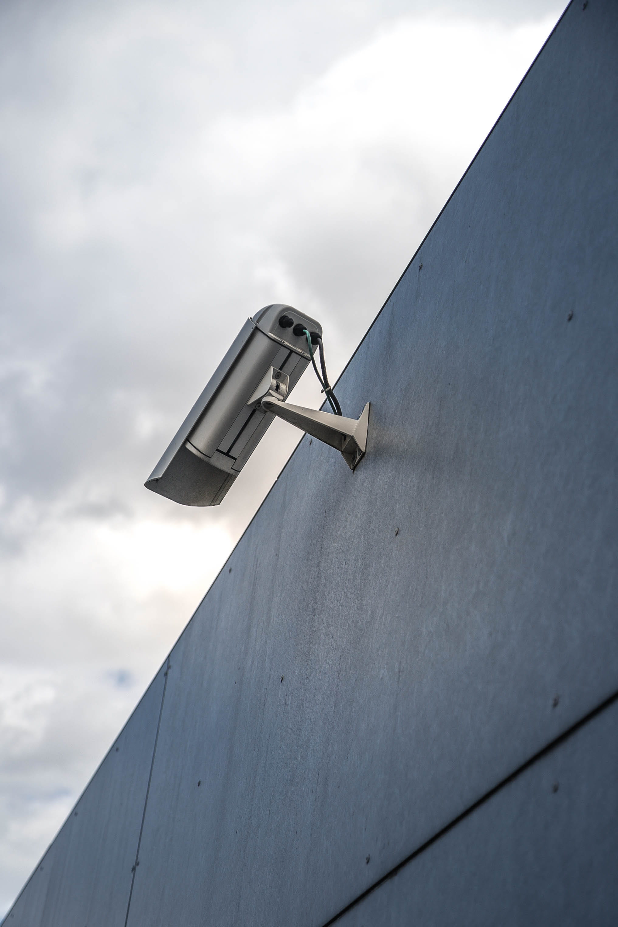 on camera, cctv, urban, cloud - sky, wall - building feature, france, nature, grey, architecture, day, strasbourg, security camera, technology, surveillance, Phone HD Wallpaper