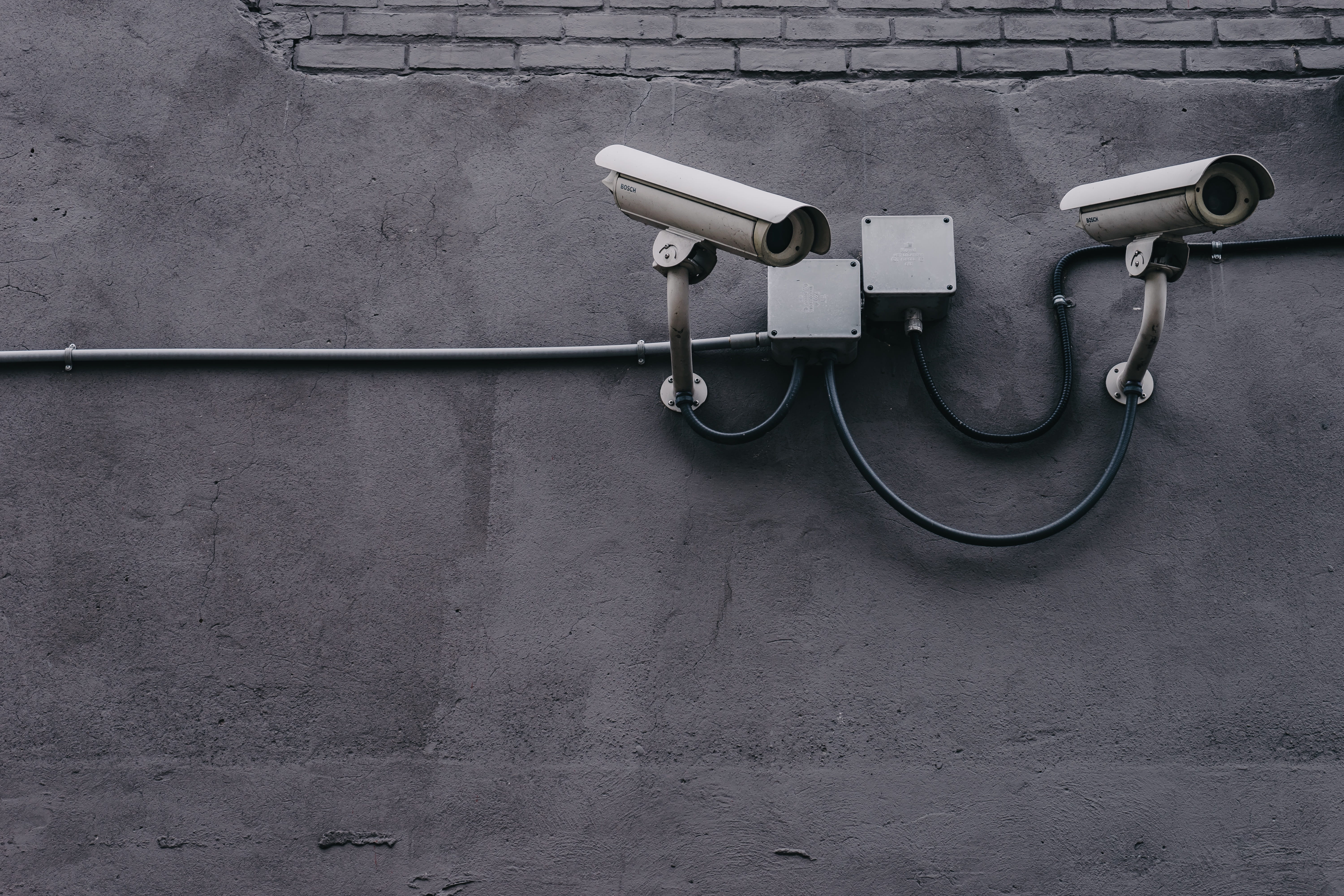 security, outdoors, government, aggression, lock, day, communication, side, crime, protection, law, facing, safety, surveillance, wall - building feature, HD Wallpaper
