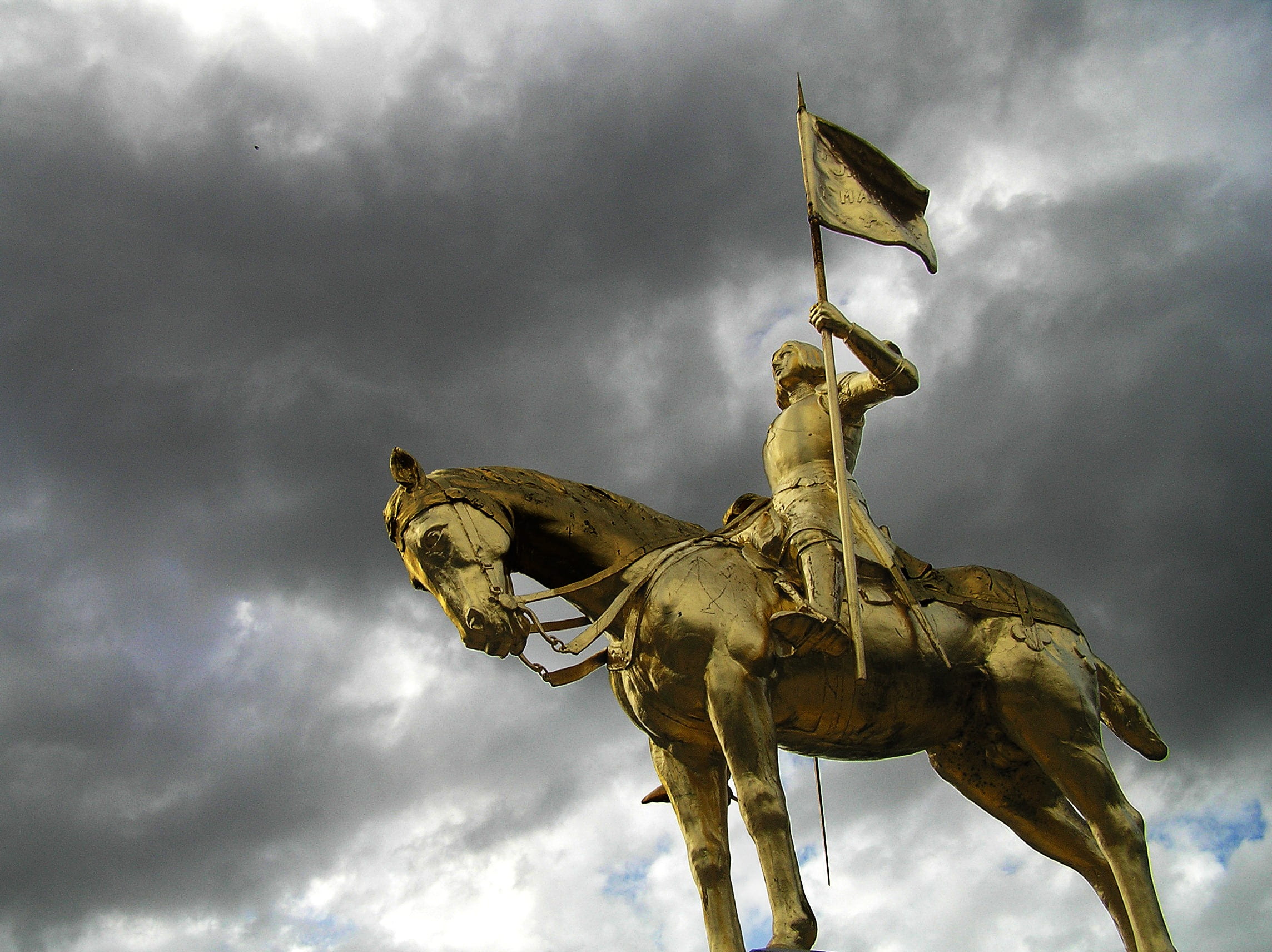 golden statue, statue, heroine, gray, caens, the past, human representation, sculpture, architecture, horse, art and craft, no people, city, man, orleans, HD Wallpaper