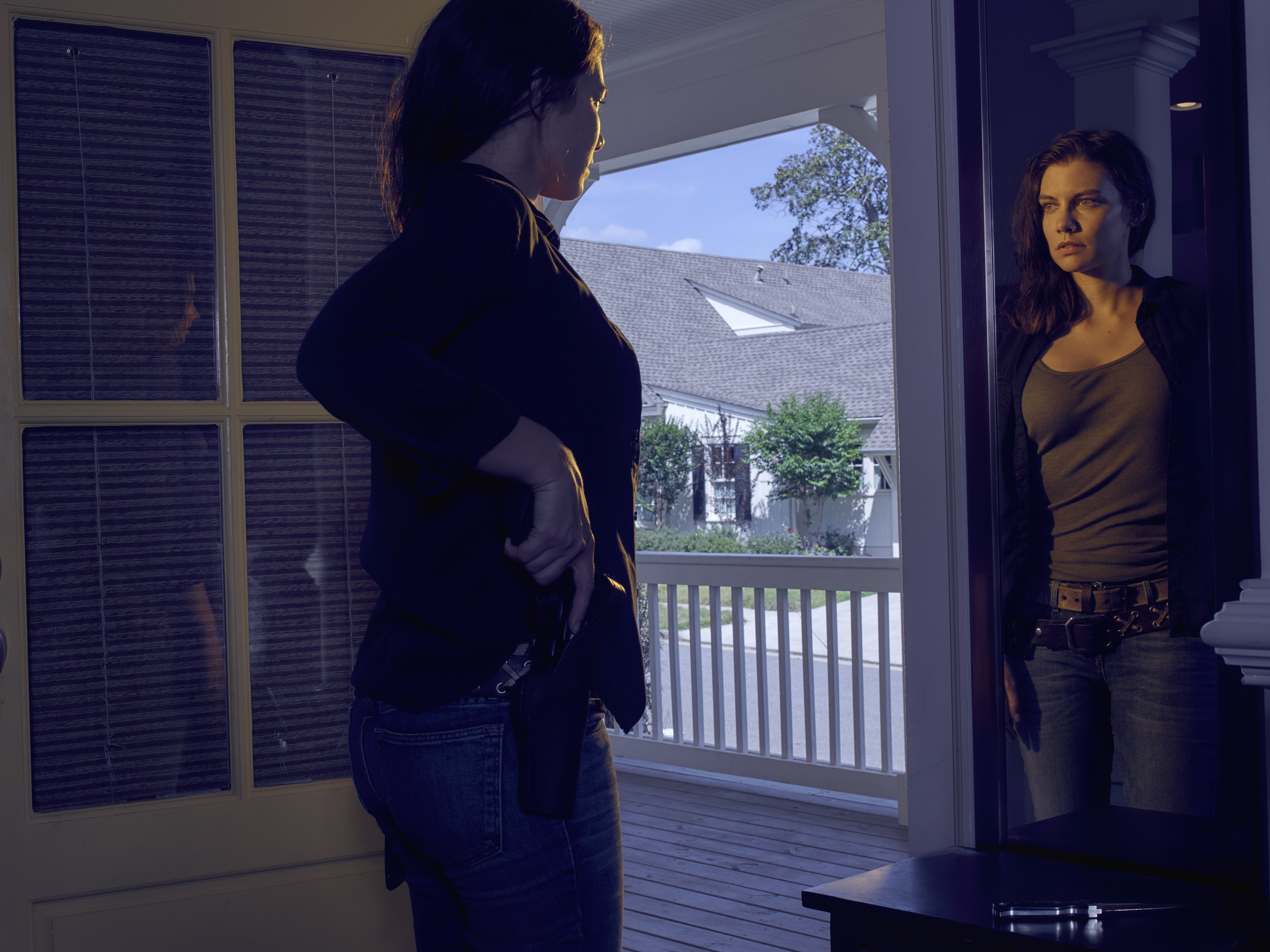 leisure activity, casual clothing, standing, The Walking Dead, indoors, lifestyles, day, adult, women, architecture, three quarter length, real people, HD Wallpaper