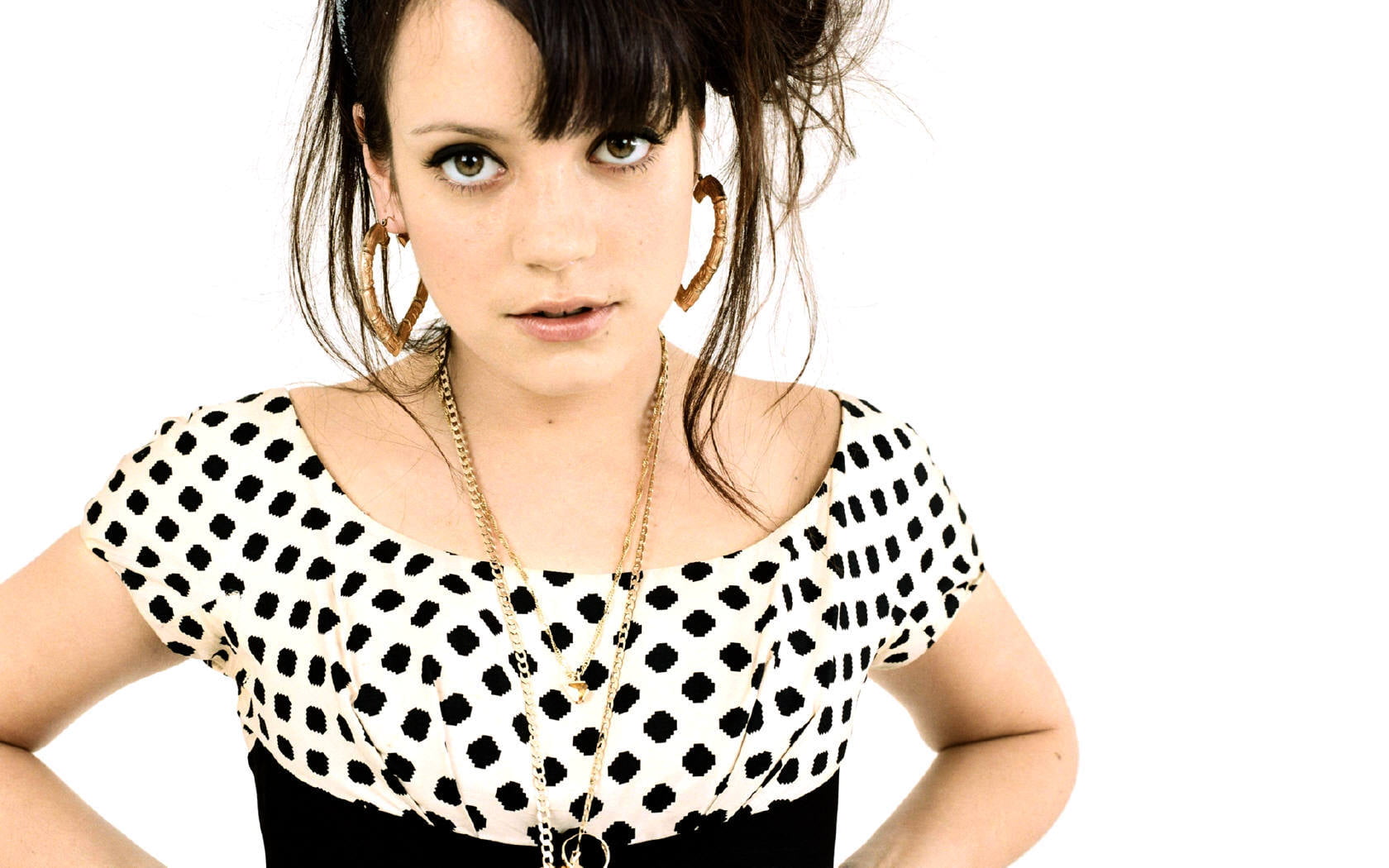 real people, young adult, white background, Lily Allen, dress, black, hairstyle, dots, one person, top, young women, s, lifestyles, Female celebrities, HD Wallpaper