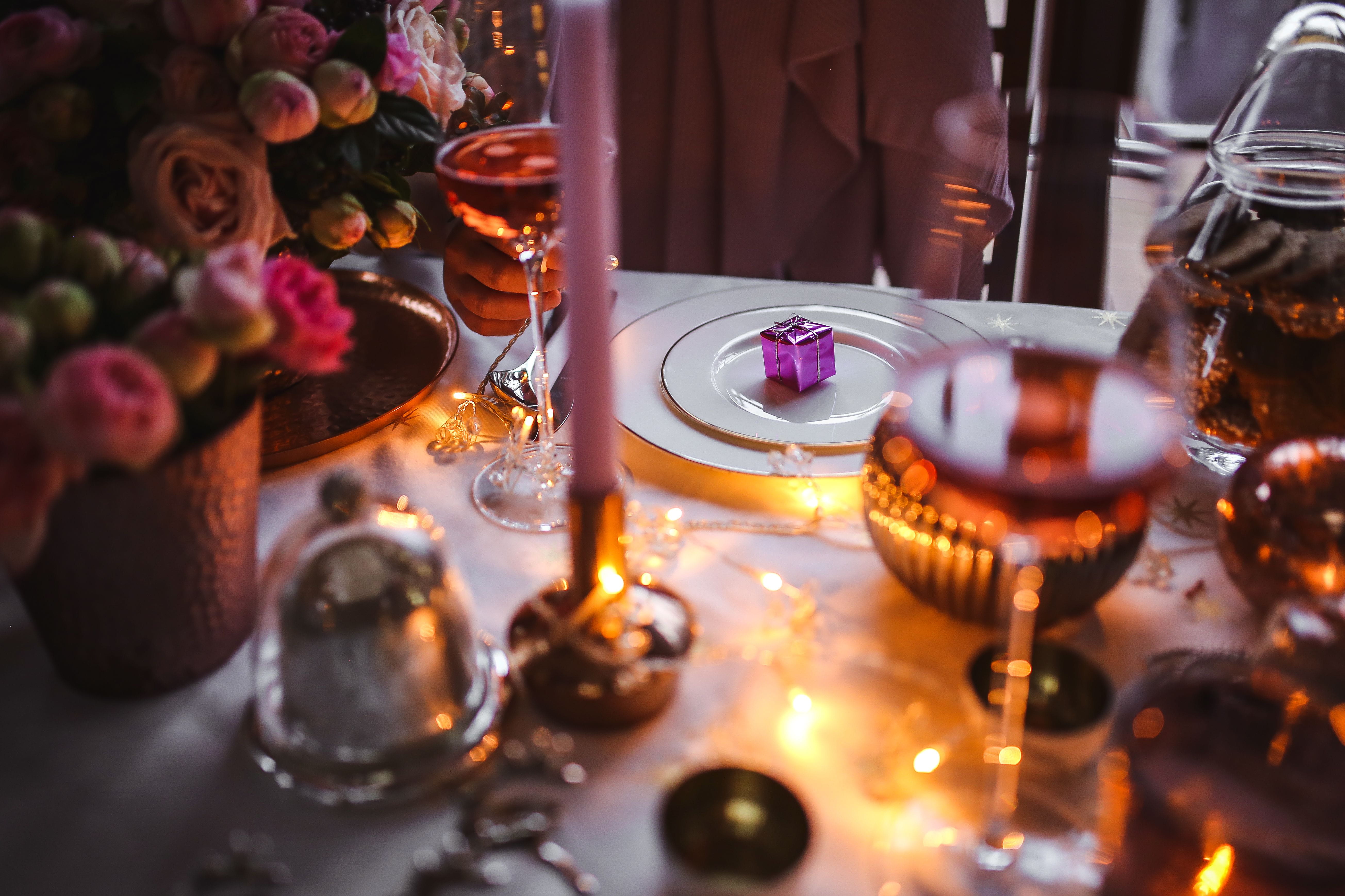 drinking Glass, wedding, illuminated, 5K, crockery, close-up, plate, Christmas, dining, food and drink, xmas, event, restaurant, high angle view, indoors, HD Wallpaper