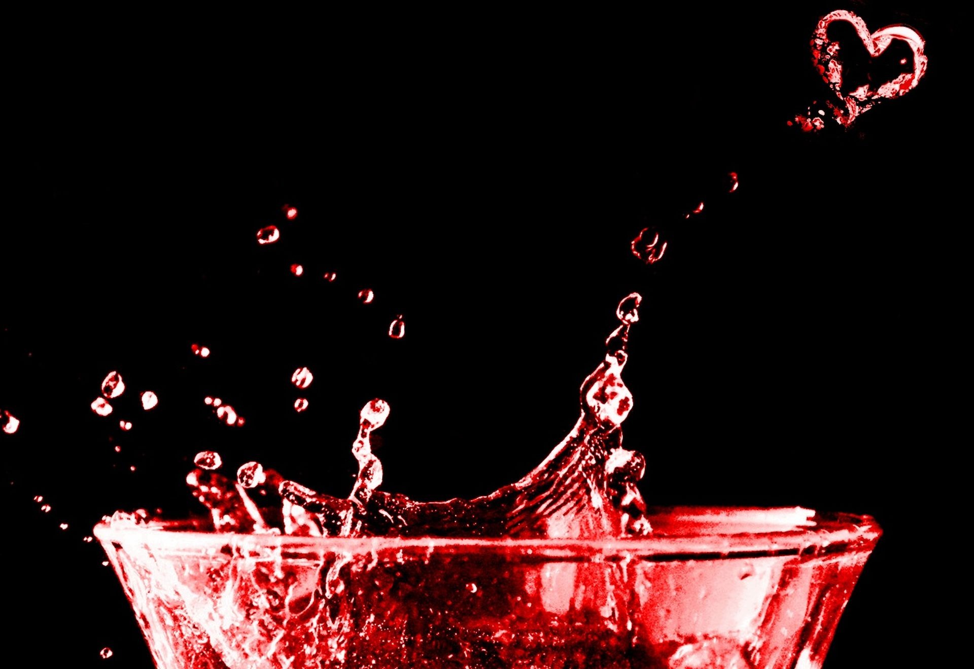 spill over, heart, studio shot, pouring, refreshment, 1080P, red, black background, drinking, drip, bubble, falling, drop, freshness, spray, inject, household equipment, HD Wallpaper
