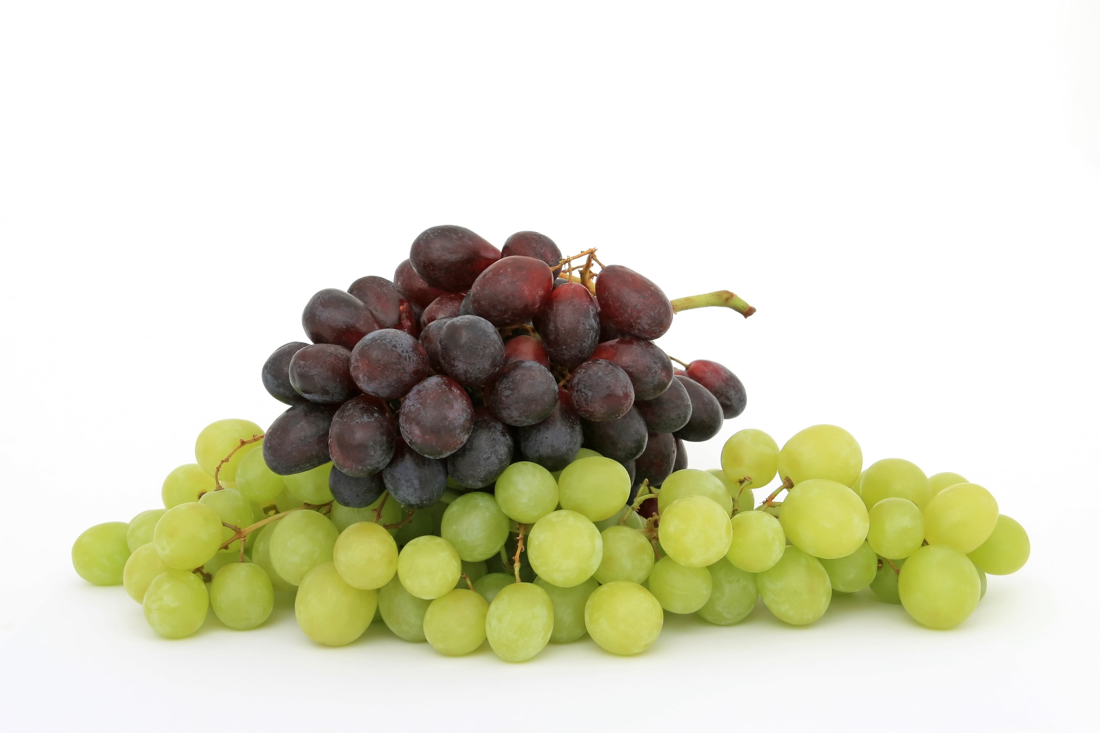 groceries, colour, raw food, food, object, untitled, white, fresh, 2K, juice, agriculture, berry, alcoholic, no people, ripe, grape, wellbeing, farm, still life, HD Wallpaper