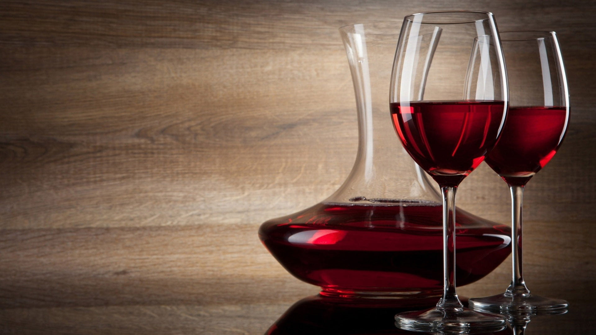 winery, table, bar, beverage, grapes, copy space, drinking glass, household equipment, alcohol, wineglass, fruit, glasses, wood - material, blush wine, HD Wallpaper