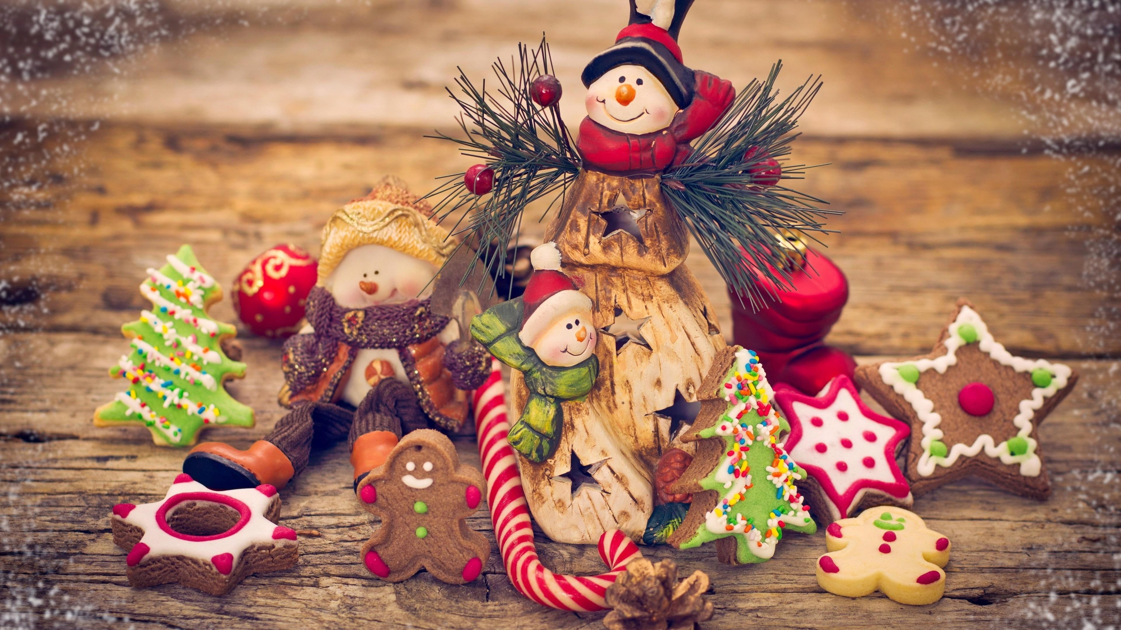 indoors, holiday, human representation, christmas, male likeness, creativity, toy, celebration, snowman, multi colored, gingerbread, christmas decoration, HD Wallpaper