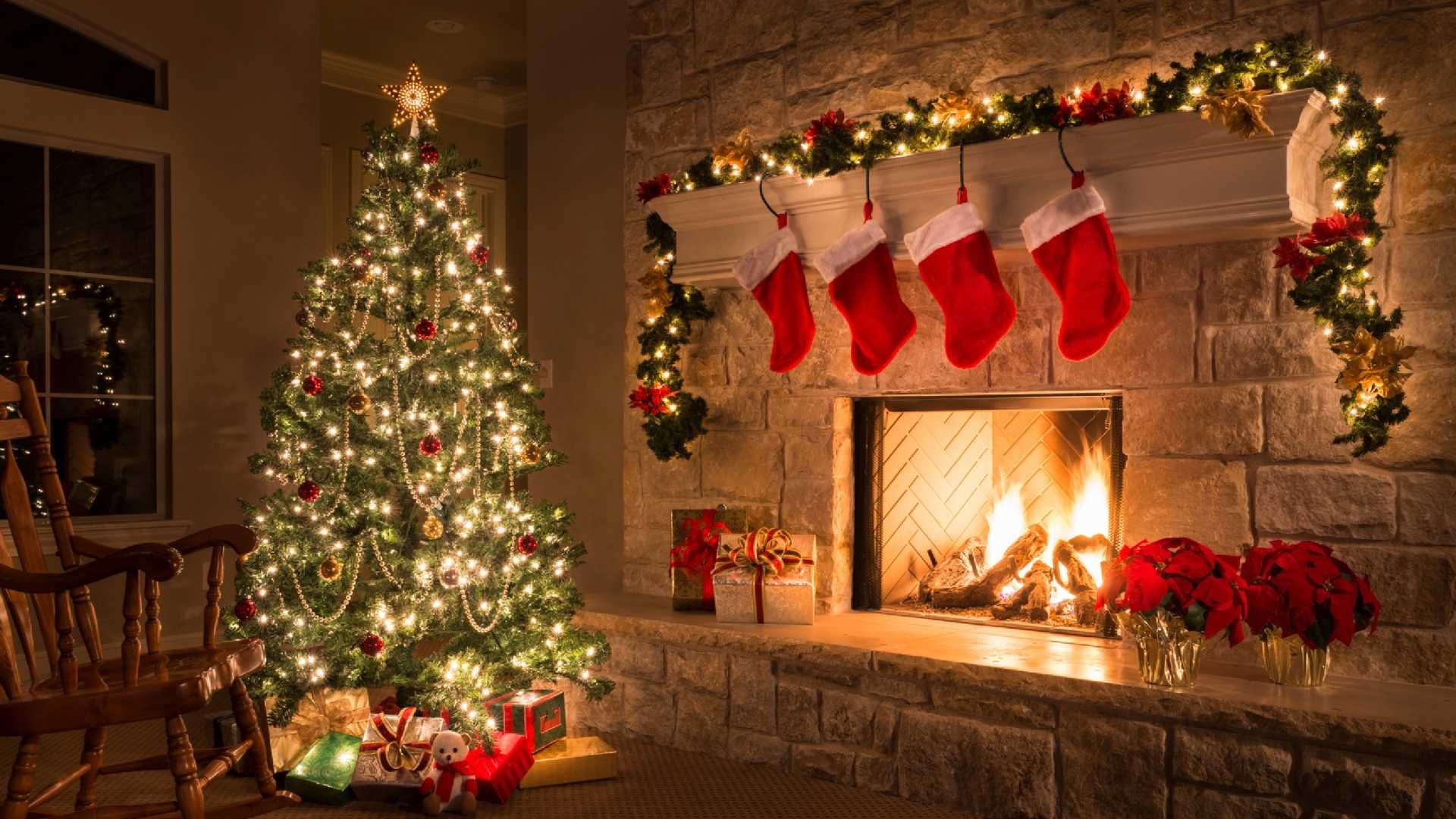 fireplace, indoor, 1080P, christmas tree, christmas decoration, christmas lights, christmas ornament, christmas, HD Wallpaper