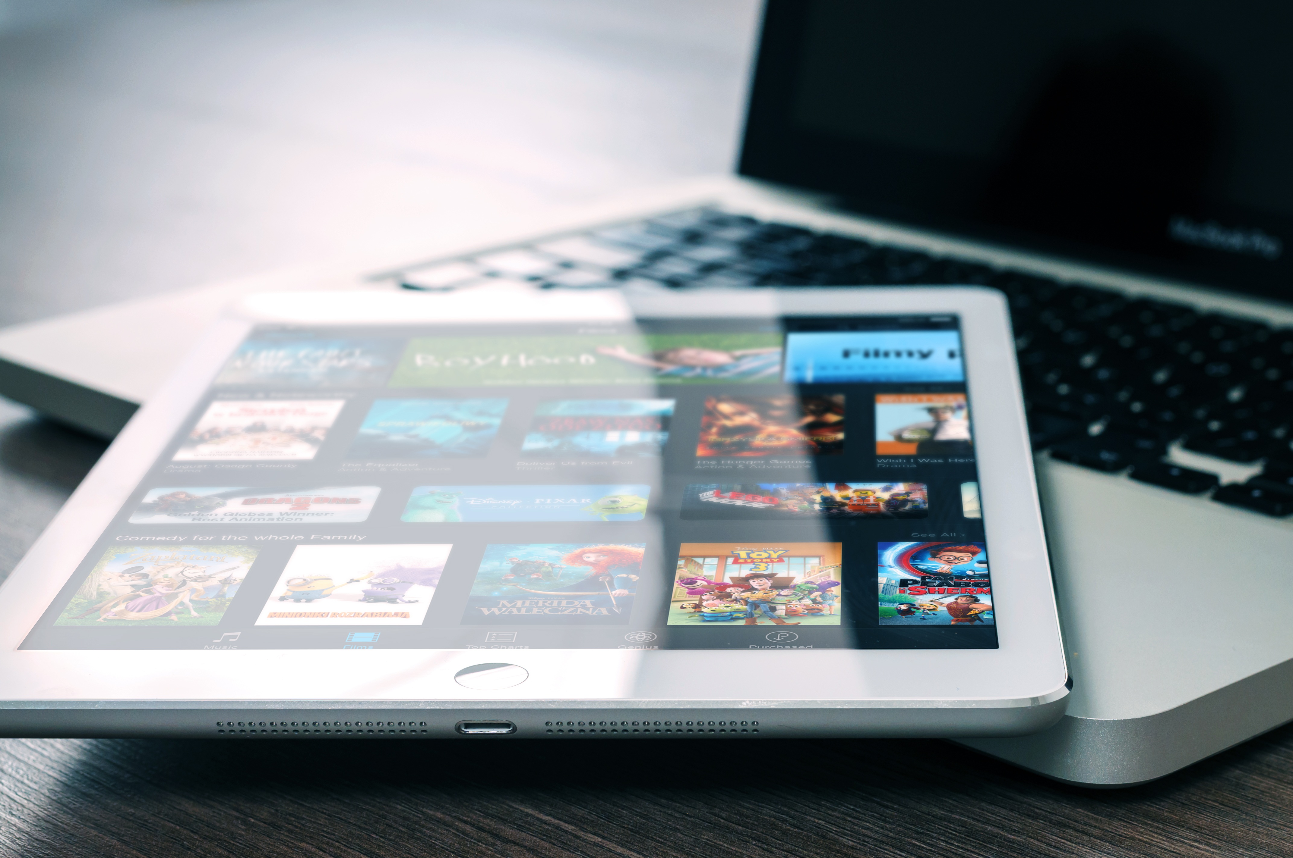 laptop, 4K, business, close-up, mac, mobility, still life, text, ipad, keyboard, high angle view, office, work, apple, workplace, notebook, tablet, no people, HD Wallpaper