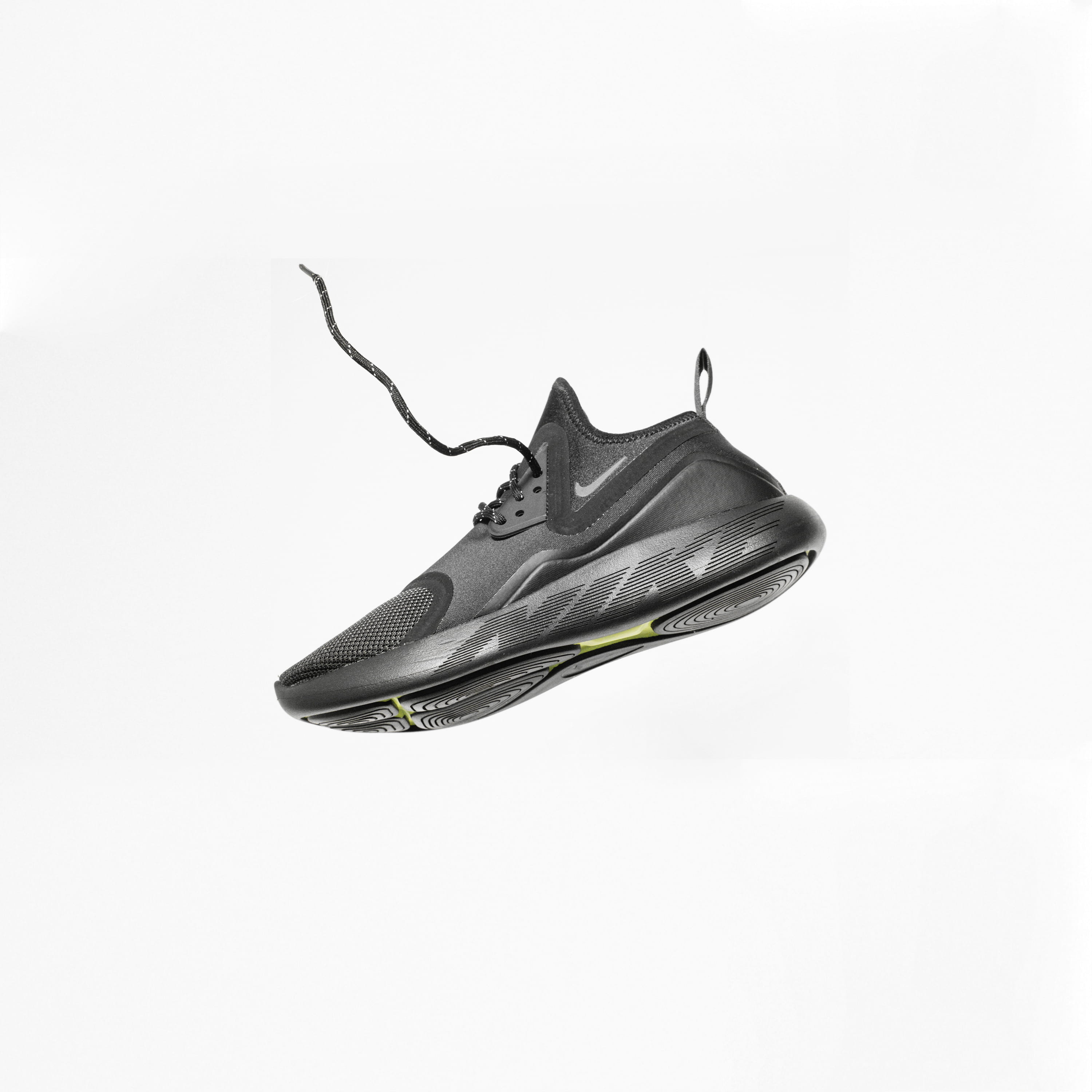 unpaired, full length, levitation, cut out, minimal, personal Accessory, sneaker, shoe, animal body part, vertebrate, beauty in nature, white background, Phone HD Wallpaper