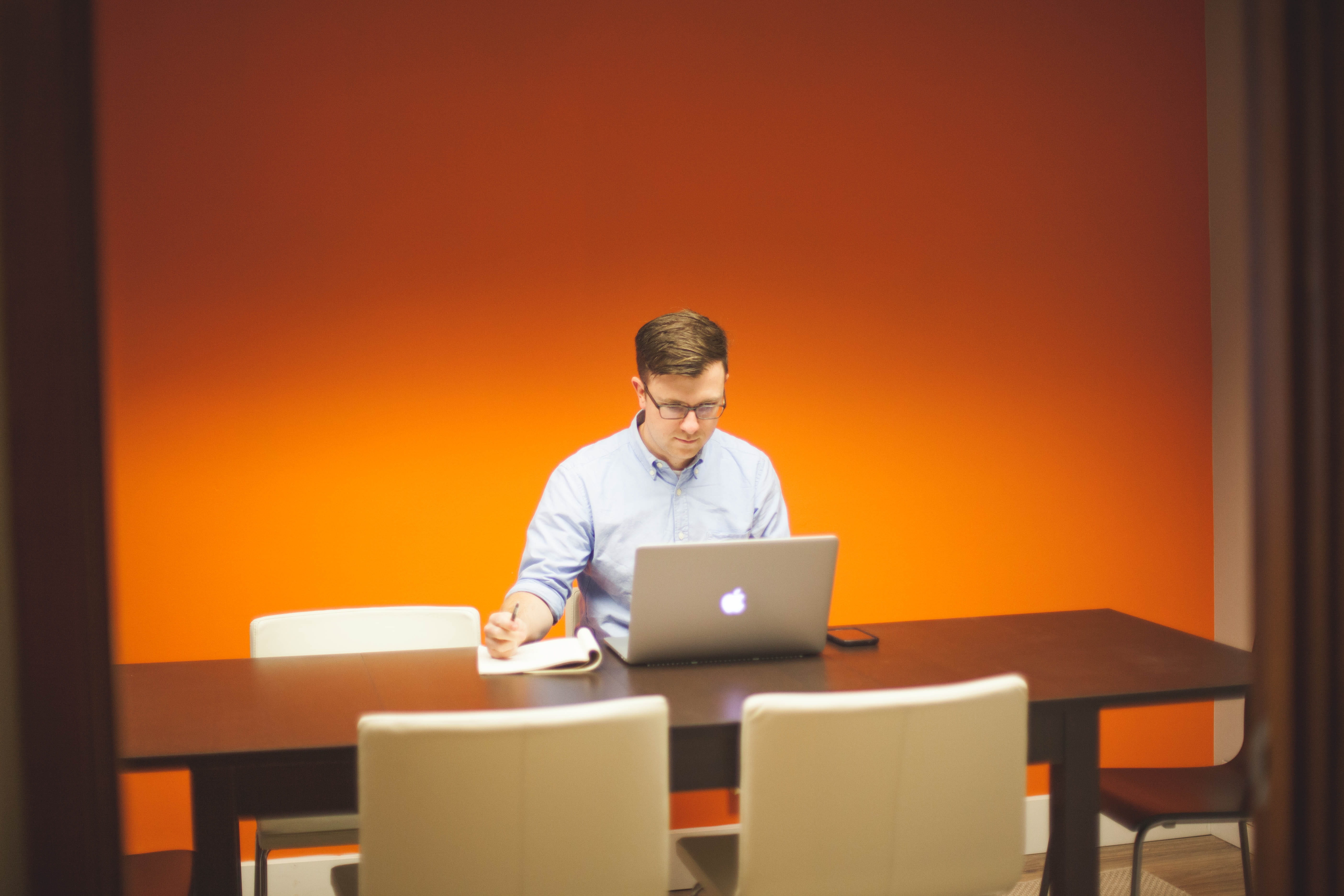 5K, start-up, planning, creative, shirt, working, commerce, business, technology, front view, business person, using laptop, sitting, project, imac, laptop, HD Wallpaper
