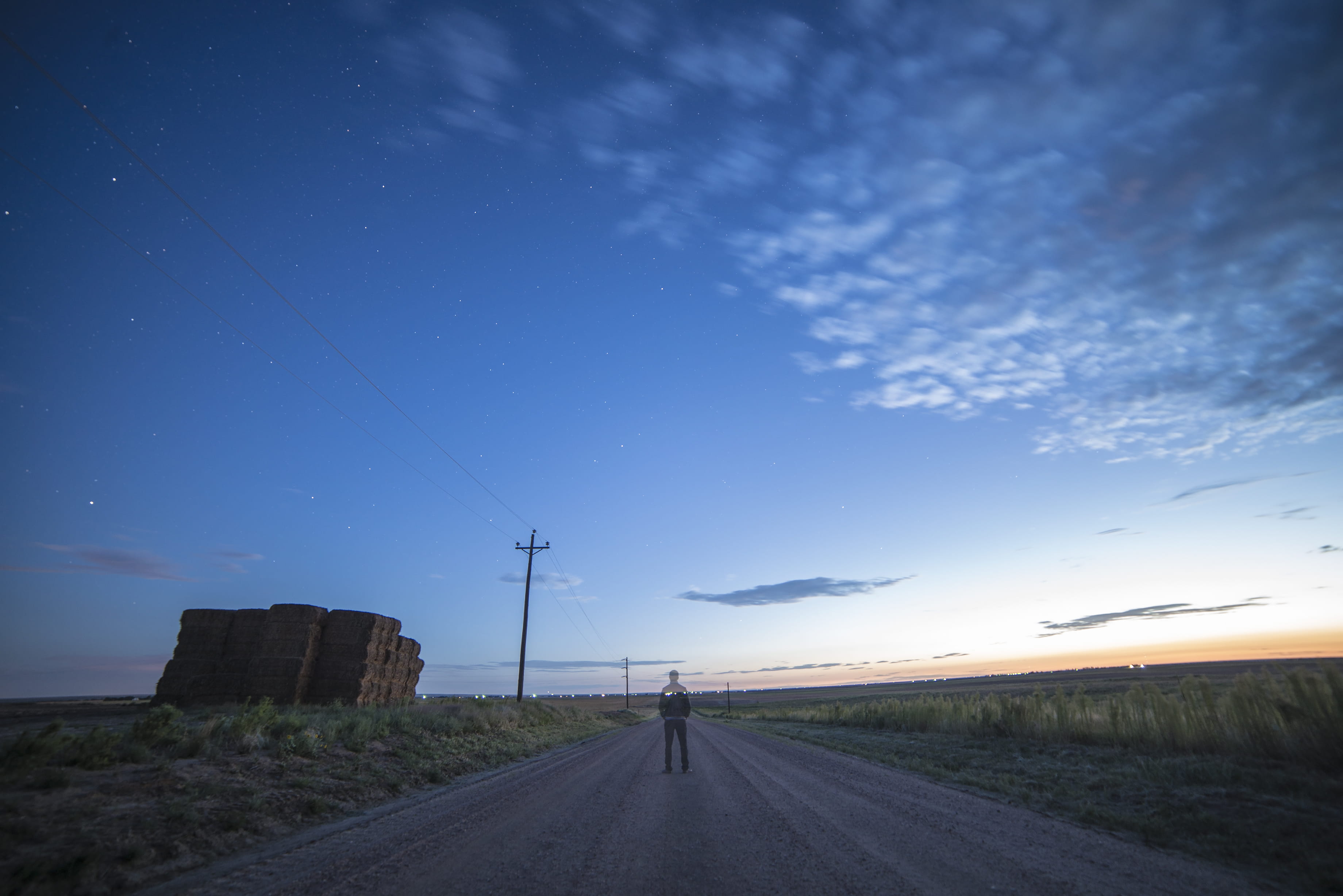 united states, cloud - sky, diminishing perspective, tranquil scene, road, land, hay, midwest, astronomy, colorado, byers, tranquility, environment, star - space, HD Wallpaper