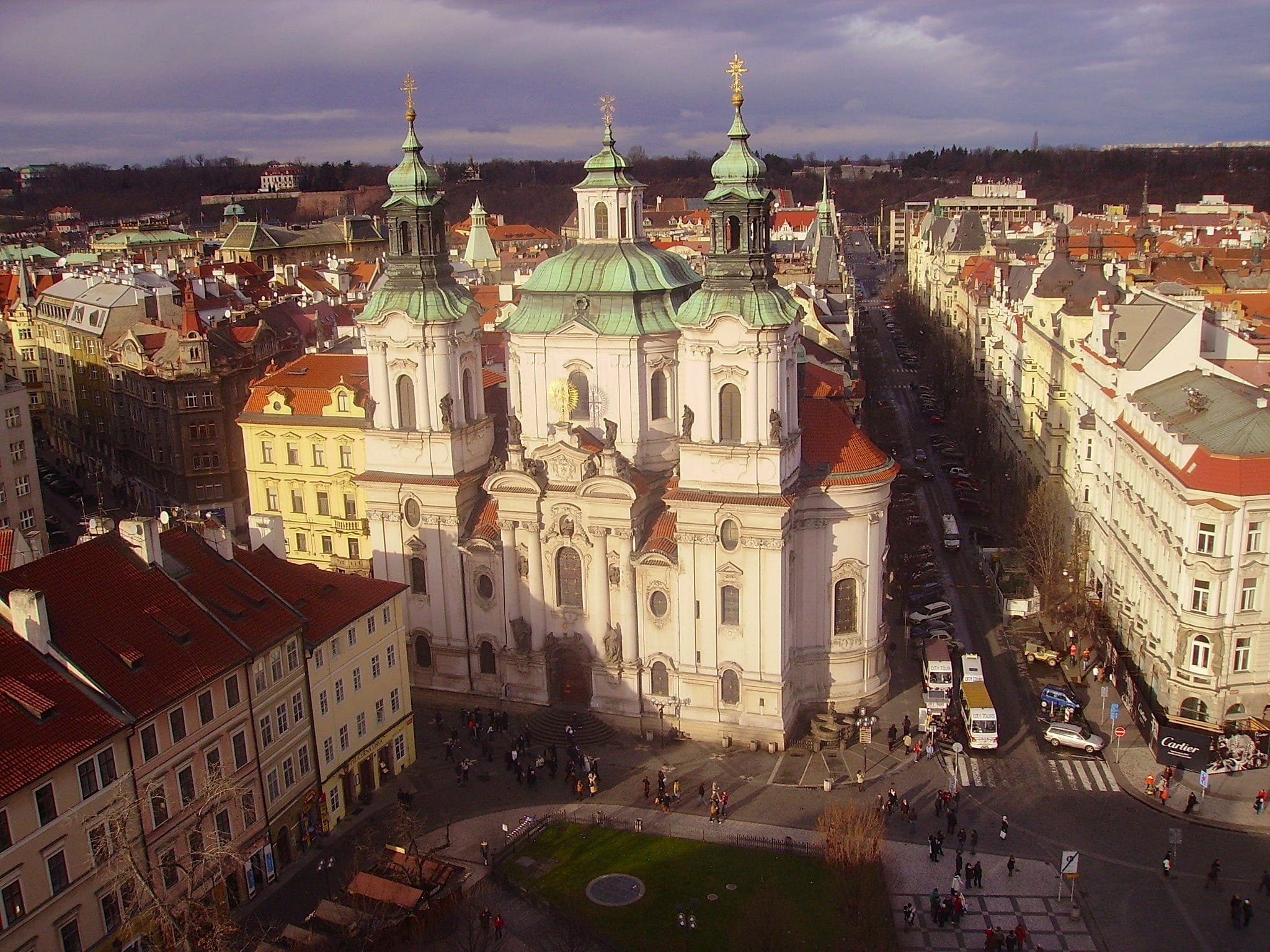 trees, clouds, incidental people, car, government, building exterior, cloud - sky, architecture, high angle view, City, street, nature, spring, Prague, HD Wallpaper