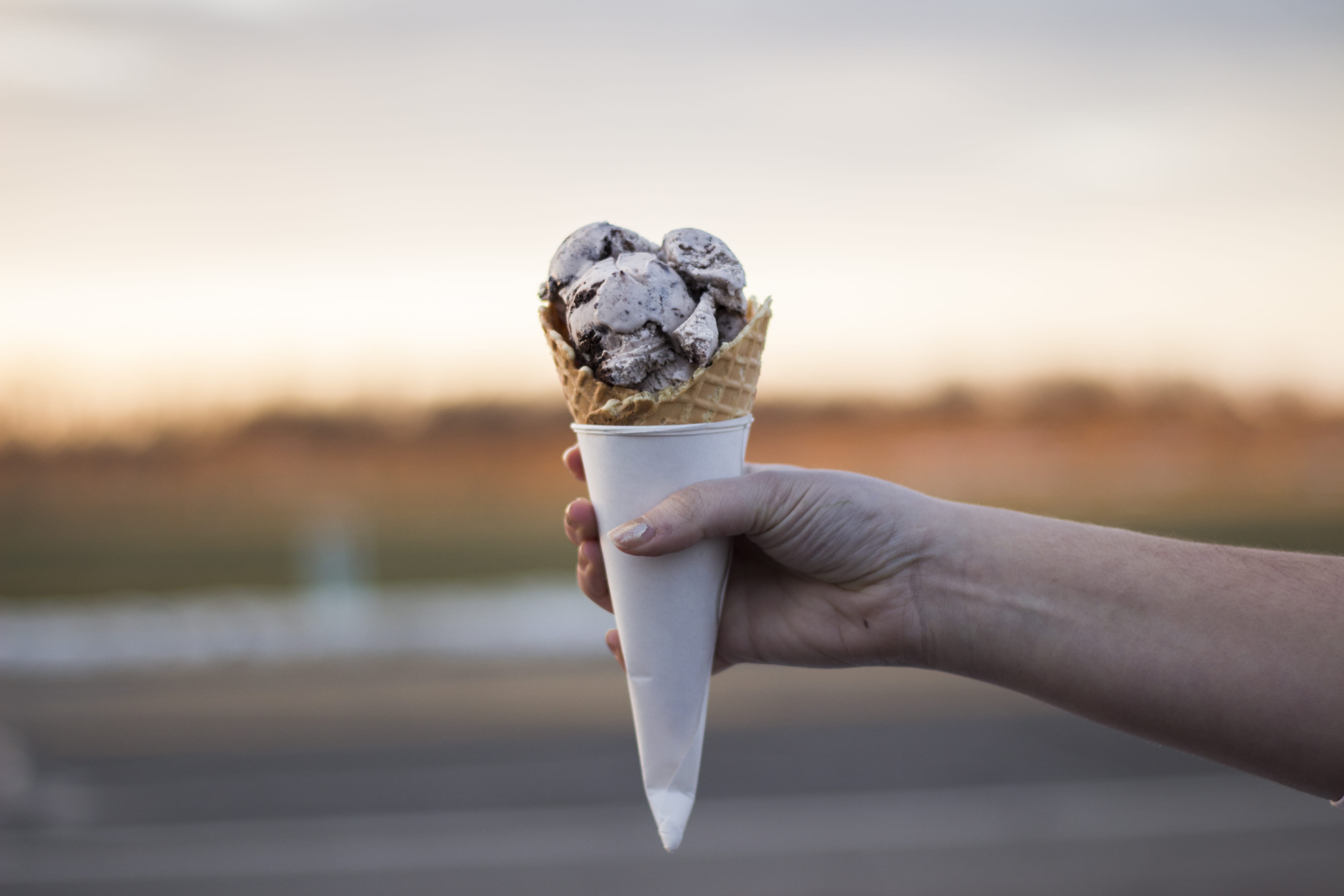 personal perspective, nature, close-up, 5K, hand, human body part, dessert, lifestyles, dairy product, ice, food, cream, day, sugar cone, food and drink, HD Wallpaper