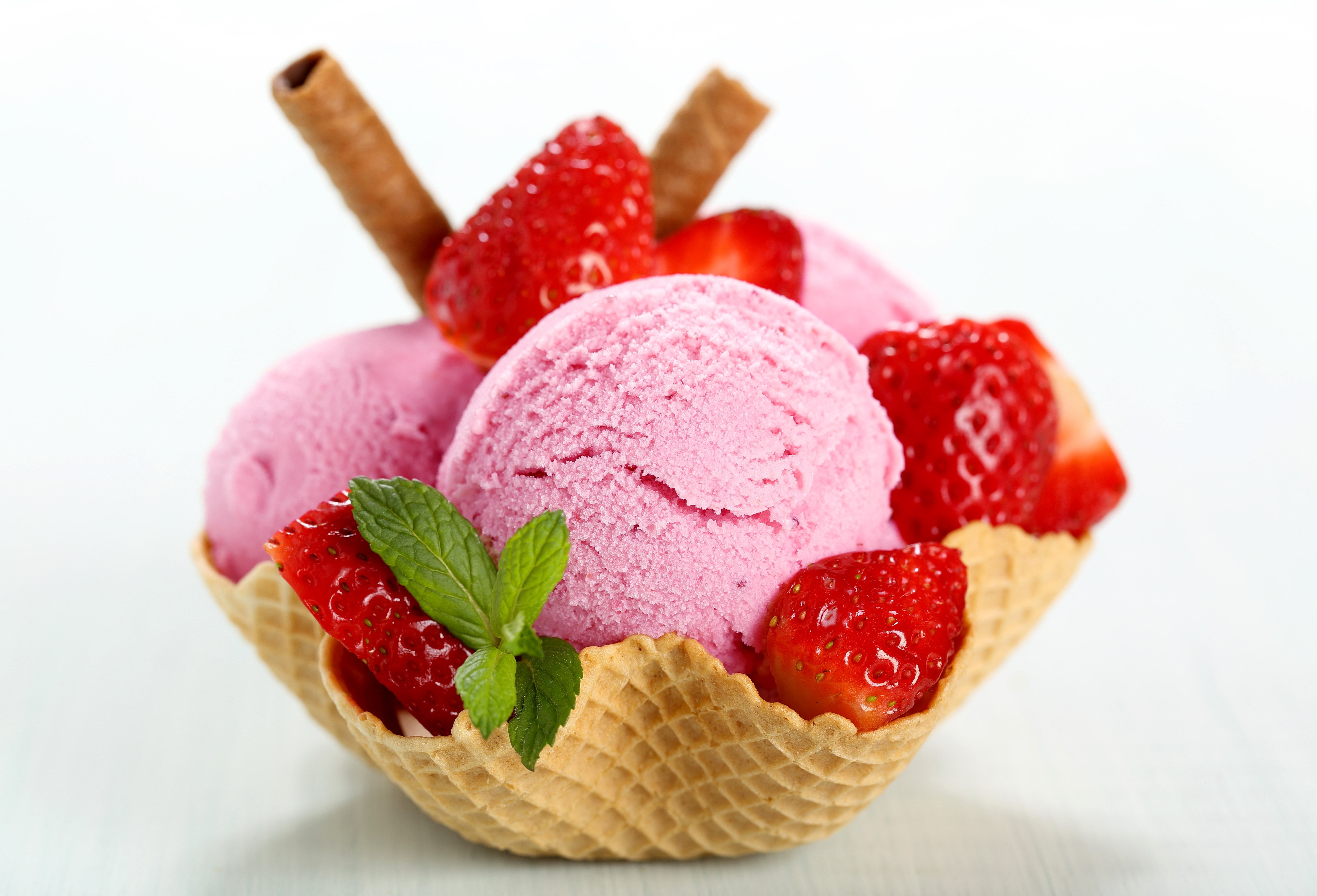 food, no people, dessert, indulgence, pink color, healthy eating, vanilla ice cream, herb, raspberry, food and drink, close-up, mint leaf - culinary, ready-to-eat, HD Wallpaper