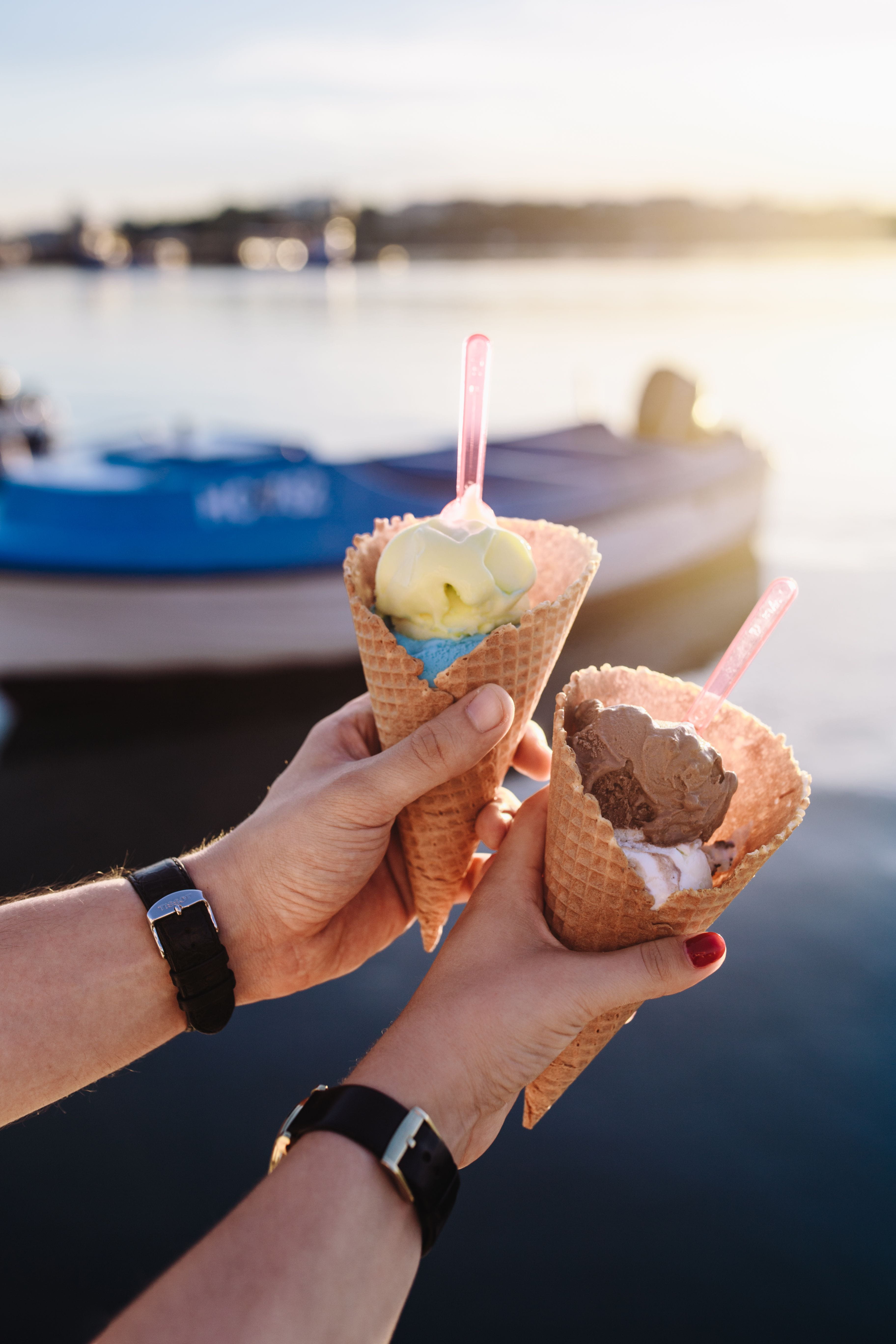 day, human Hand, taste, vacations, water, ice Cream Cone, real people, Holding, Ice Creams, ice screams, sea, finger, dairy product, food and drink, body part, Phone HD Wallpaper