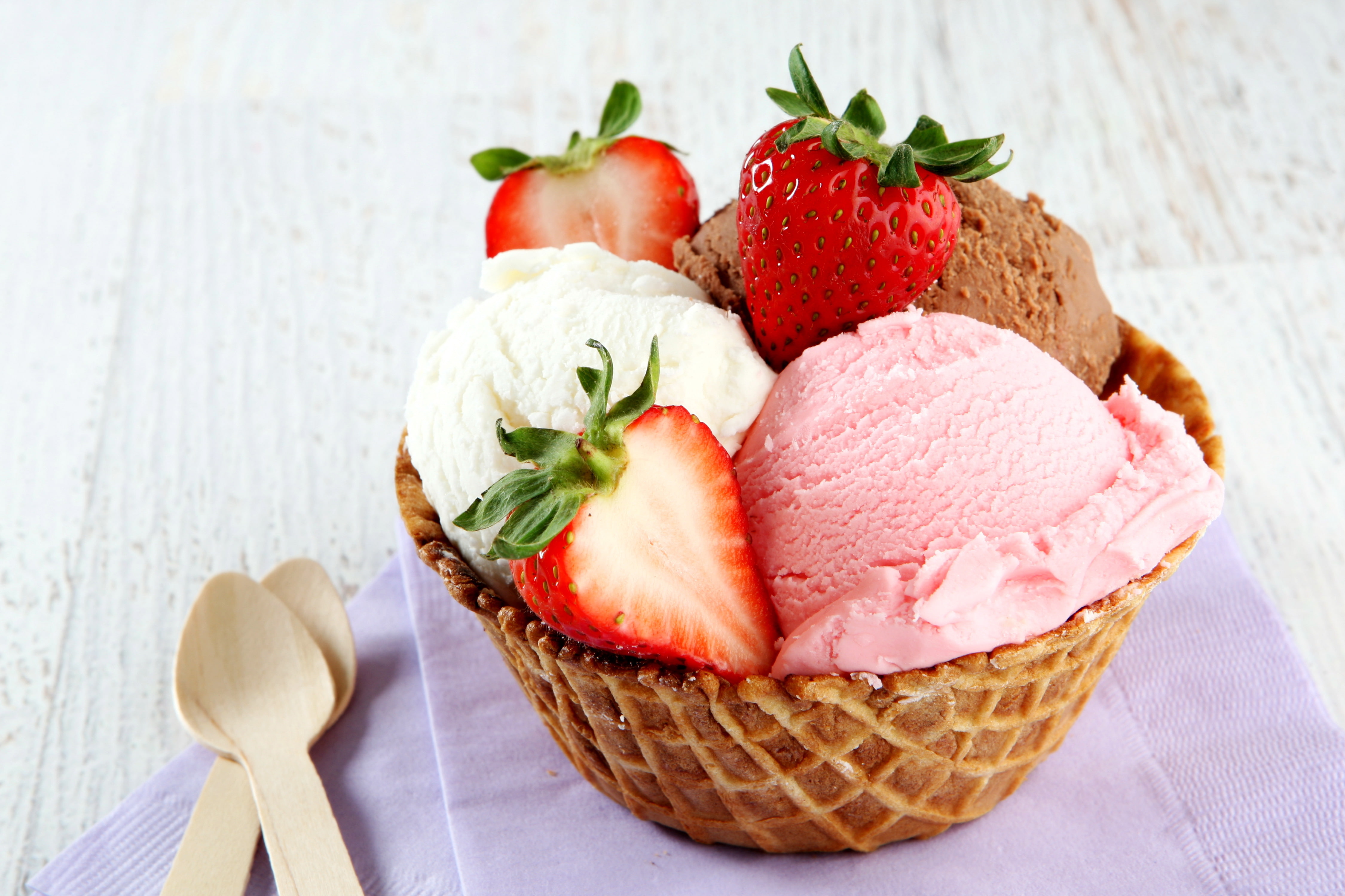 frozen food, indulgence, pink, sweet, freshness, sweet food, ready-to-eat, berries, food, basket, temptation, food and drink, frozen, mint leaf - culinary, HD Wallpaper