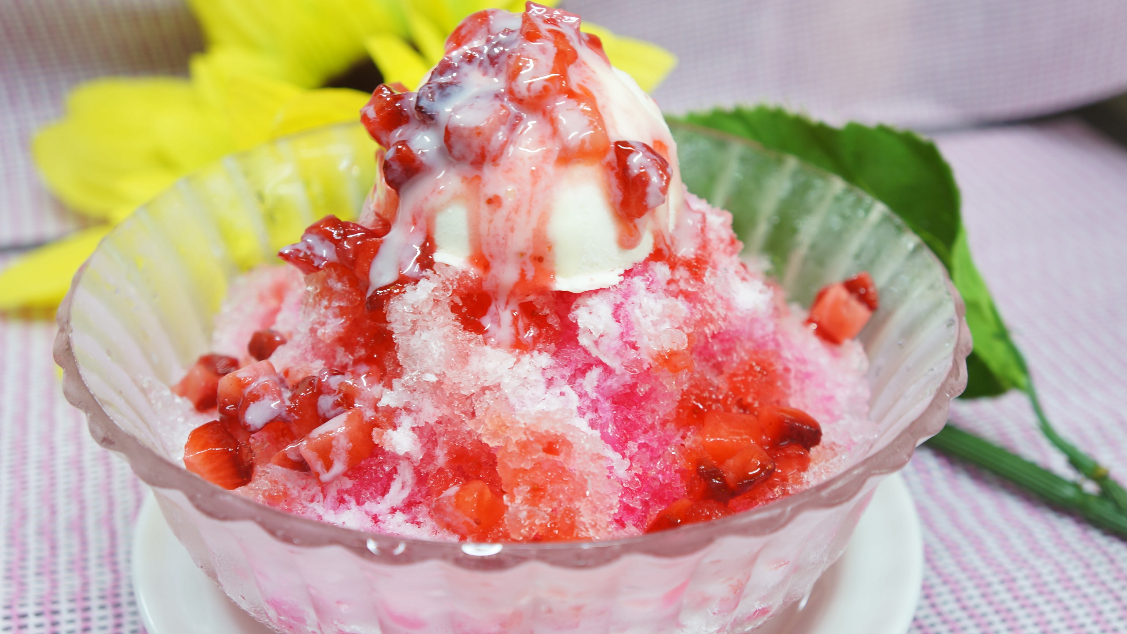 Strawberries, Shaved, 4K, Cream, Tasty, Food, Ice, Dessert, HD Wallpaper