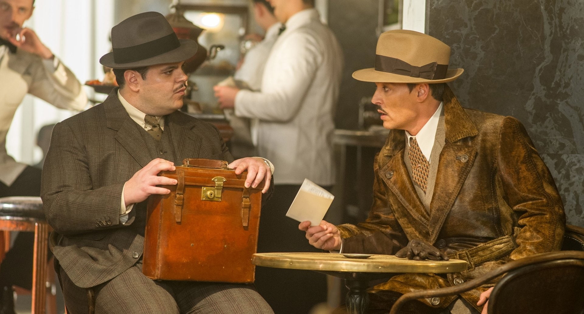 drinking, business, Murder on the Orient Express (2017), food and drink, drink, adult, males, mid adult, clothing, Movie, mid adult men, alcohol, happiness, HD Wallpaper