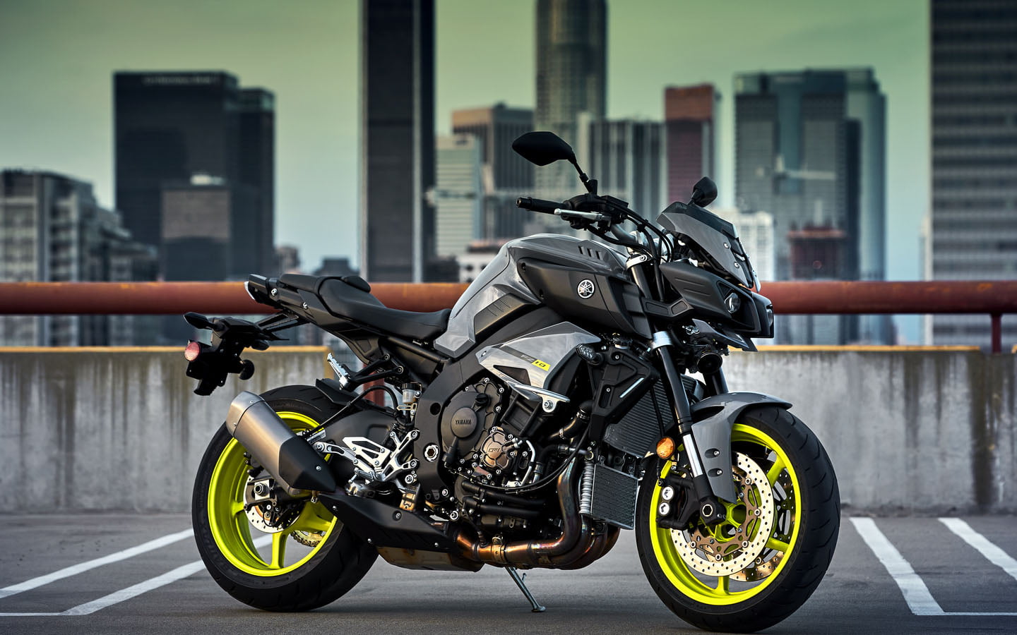 built structure, day, parking, bicycle, land vehicle, building, architecture, riding, Motorcycles, transportation, black, focus on foreground, sports, no people, HD Wallpaper