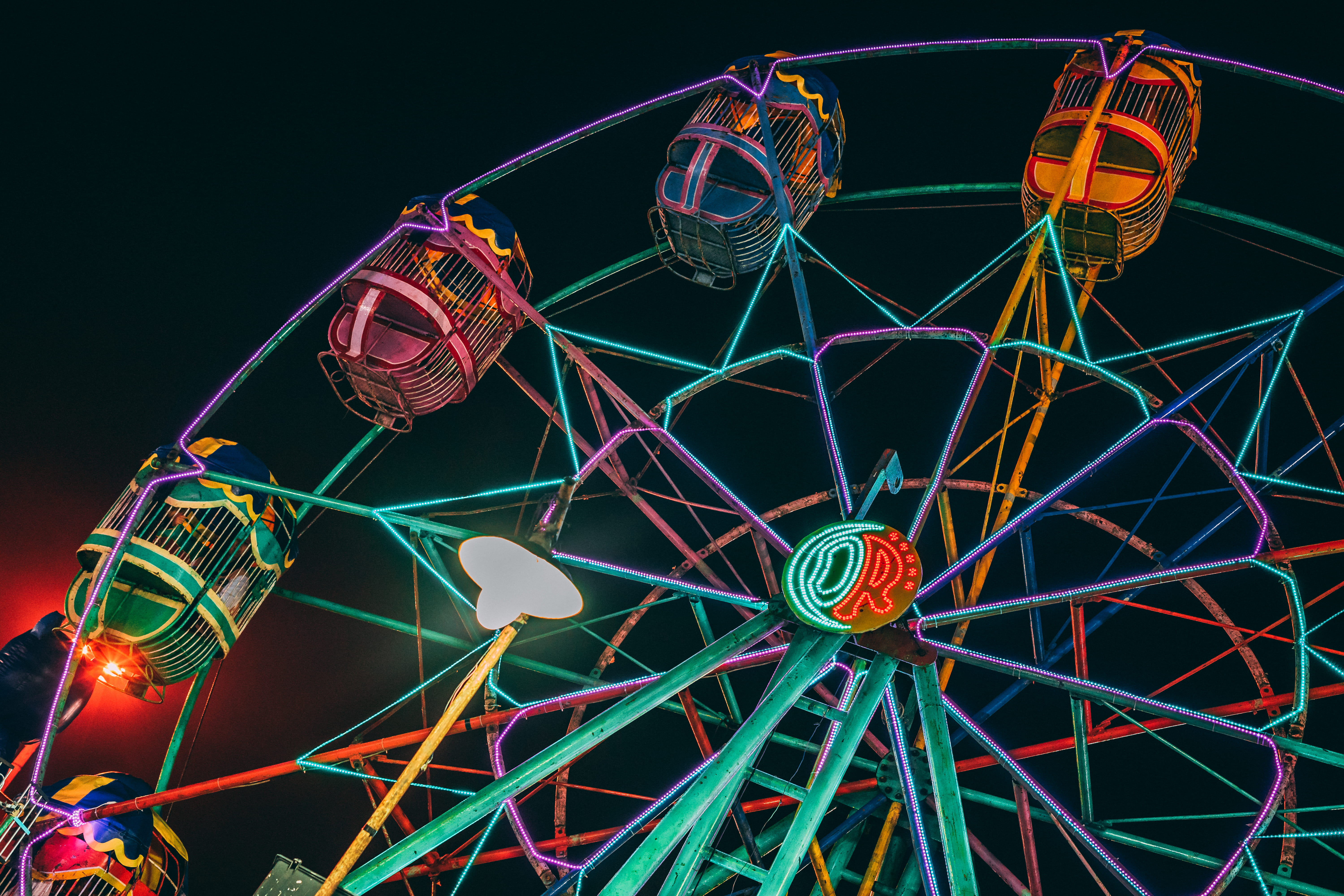 night, festival, leisure activity, rides, amusement park ride, low angle shot, 5K, design, geometric shape, spoke, fun, excitement, low angle view, circle, HD Wallpaper