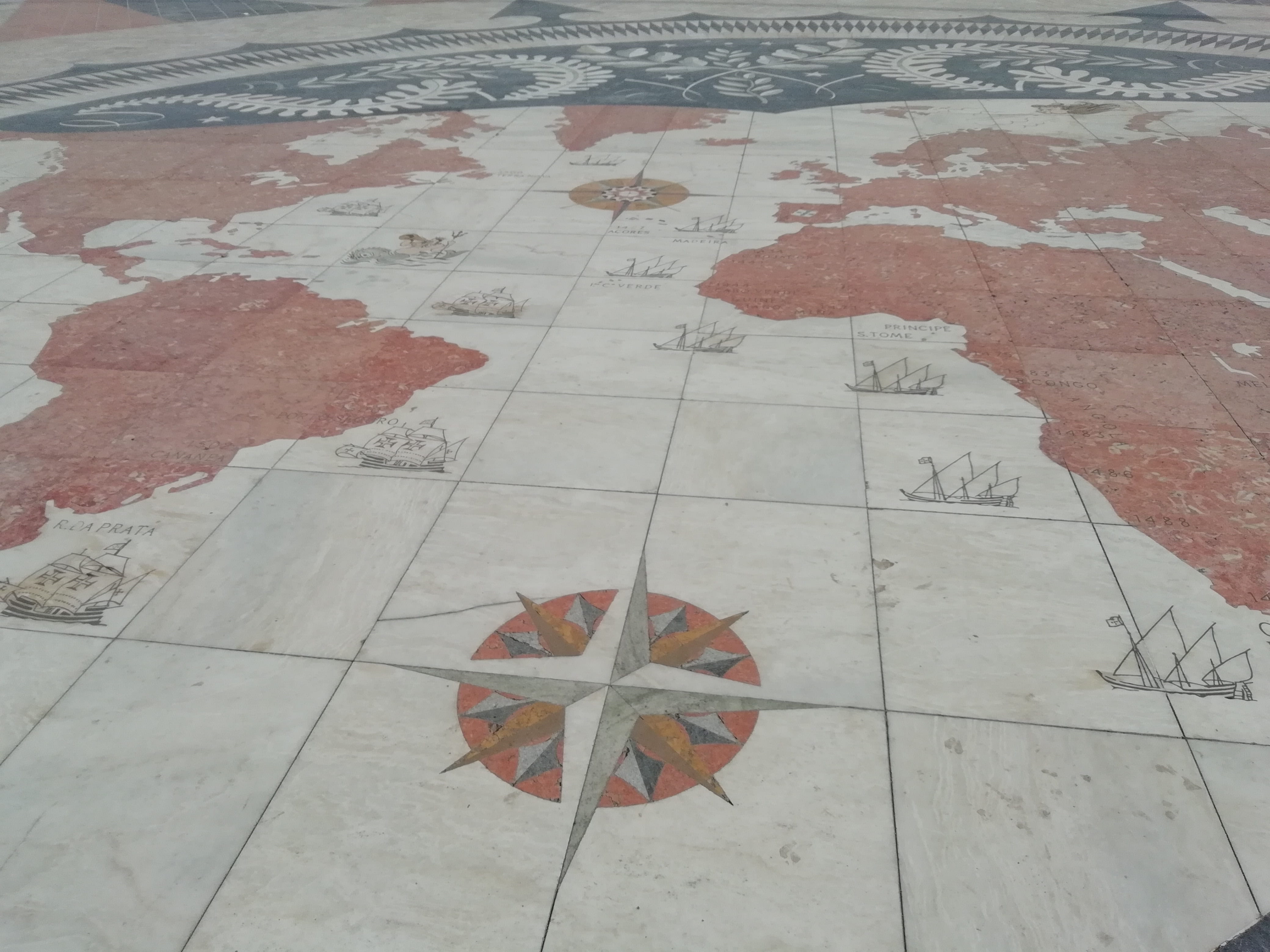 tiled floor, world, close-up, shape, geometric shape, history, flooring, portugal, design, no people, table, red, drawings, art, footpath, paving stone, HD Wallpaper