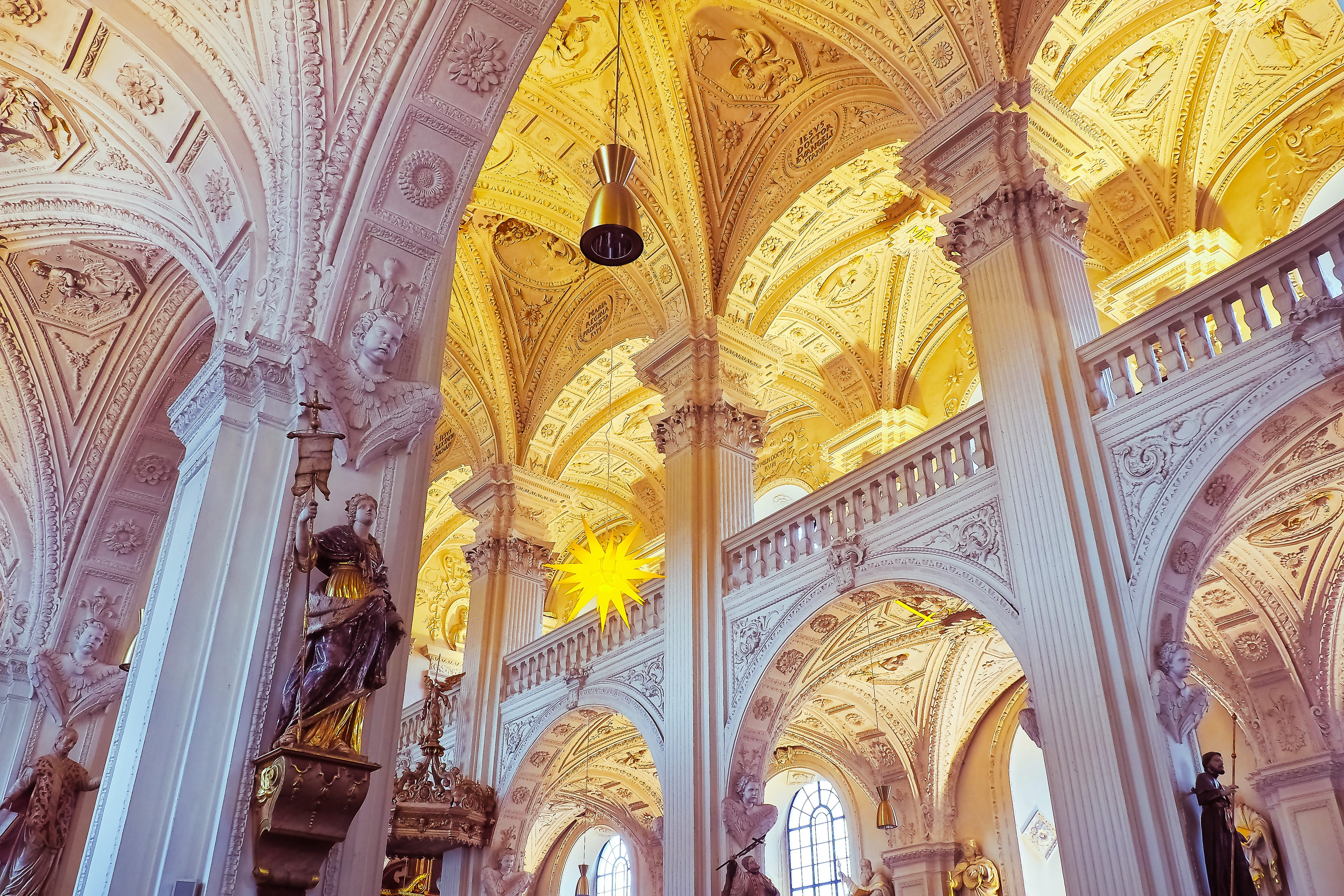 commemorate, low angle view, religion, dome, stucco ceiling, ornate, architecture, ceiling paintings, the past, christianity, düsseldorf, place of worship, HD Wallpaper