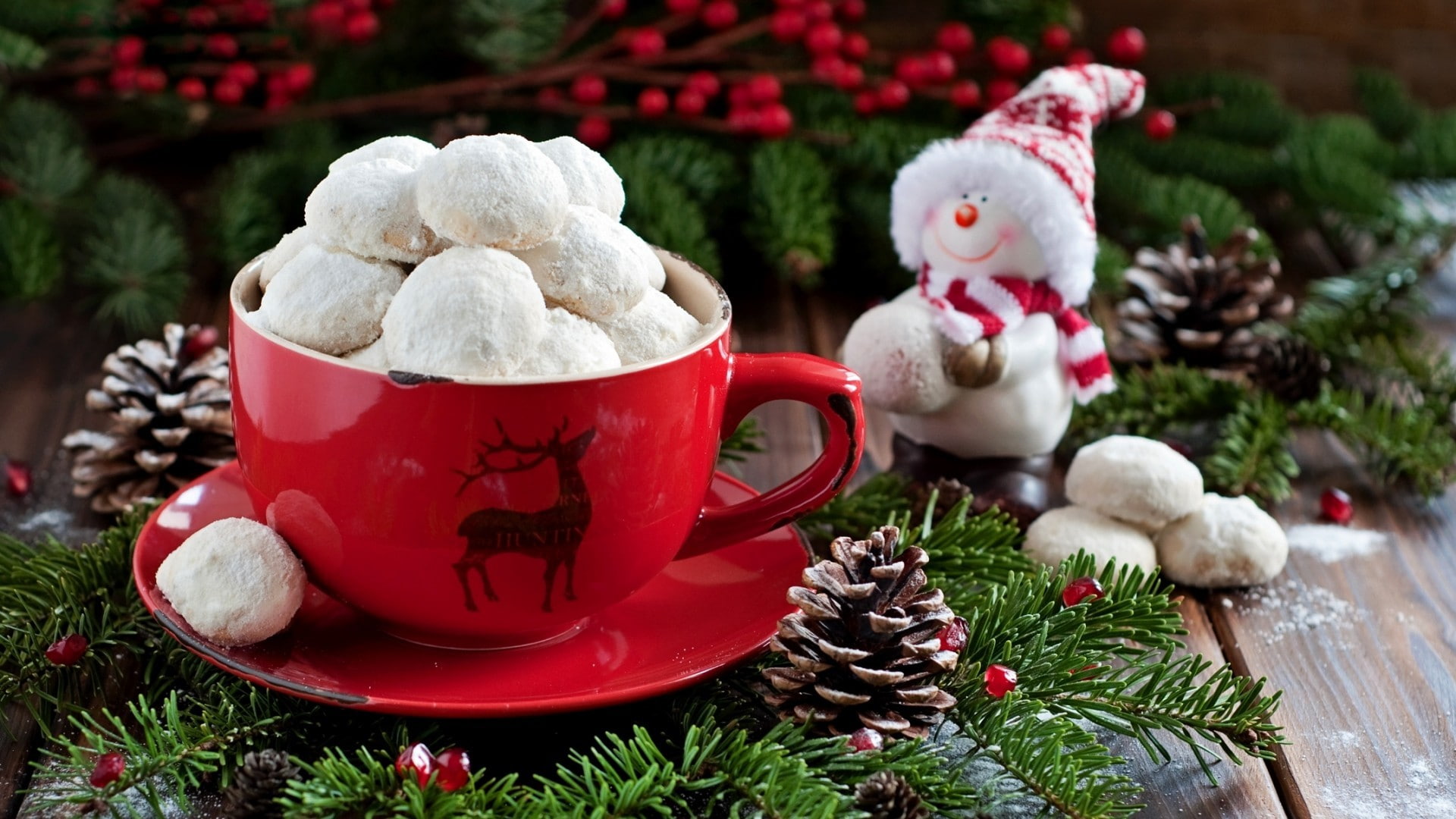 christmas ornament, nature, christmas decoration, hot drink, representation, saucer, crockery, cup, mug, sweets, food and drink, 1080P, tea cup, focus on foreground, HD Wallpaper