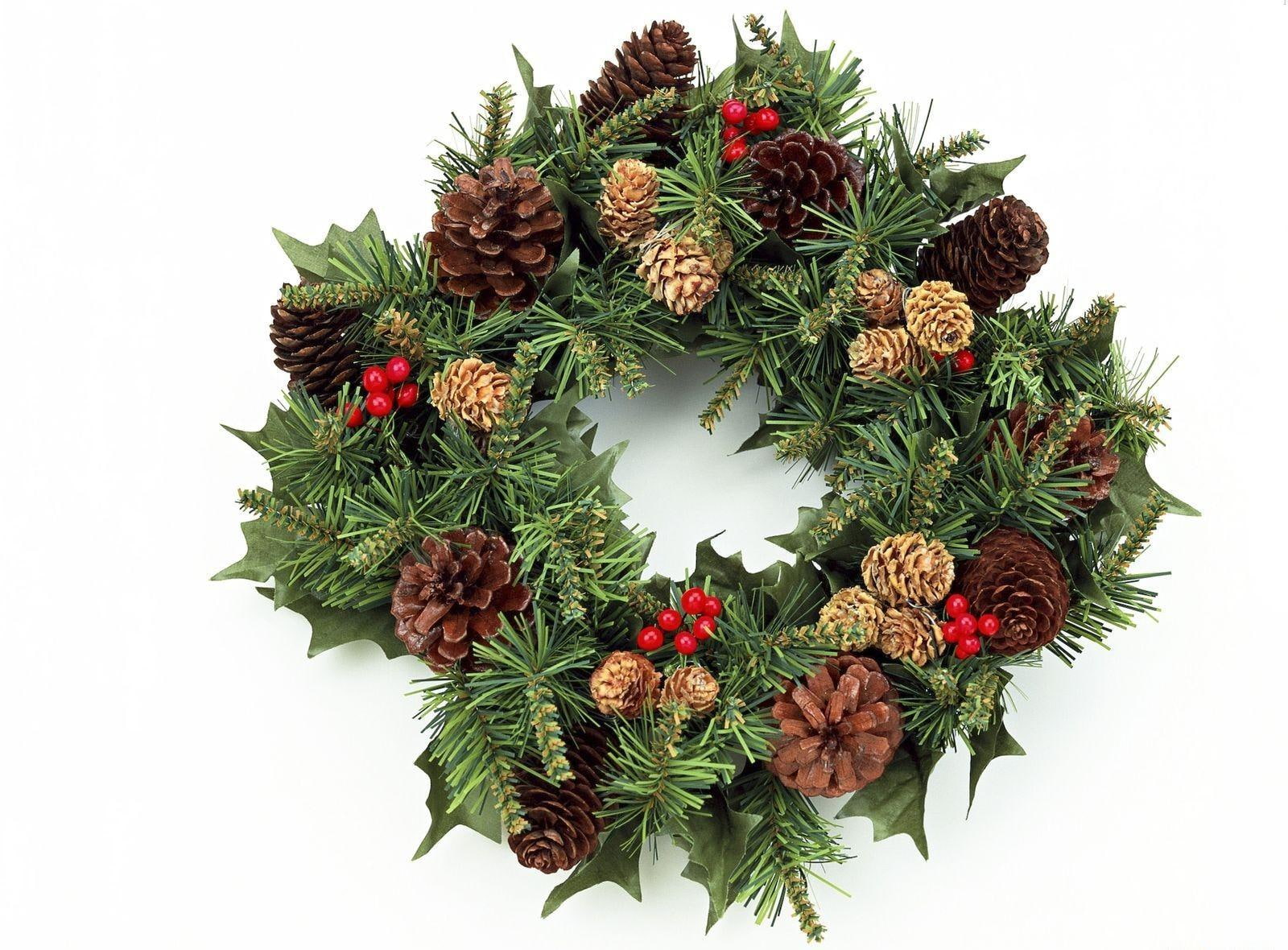 wreath, christmas, holiday, cones, needles, attribute, berries, 720P, HD Wallpaper