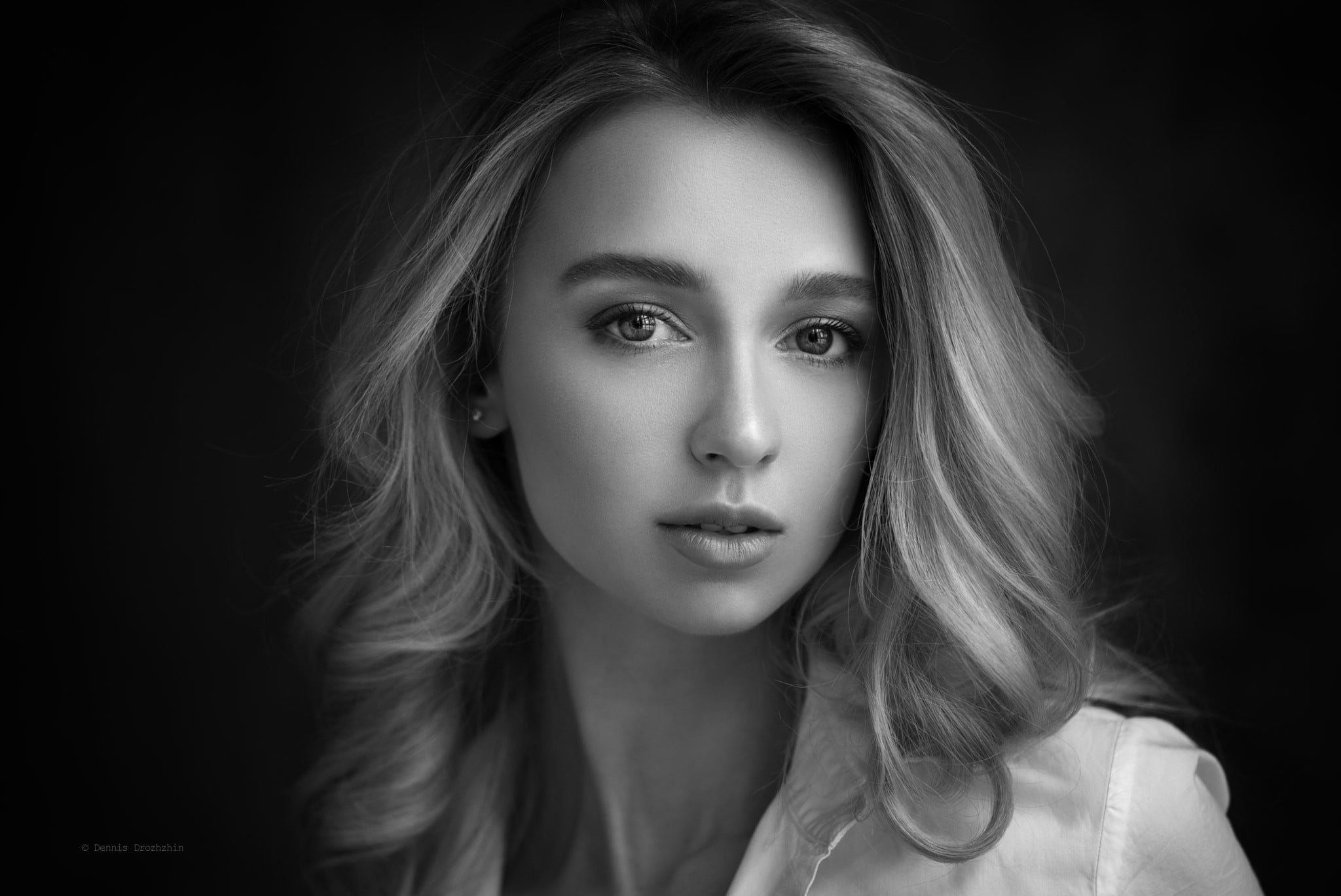 looking at camera, blond hair, simple background, one person, women, Dennis Drozhzhin, indoors, beauty, human face, teenager, hairstyle, front view, monochrome, HD Wallpaper