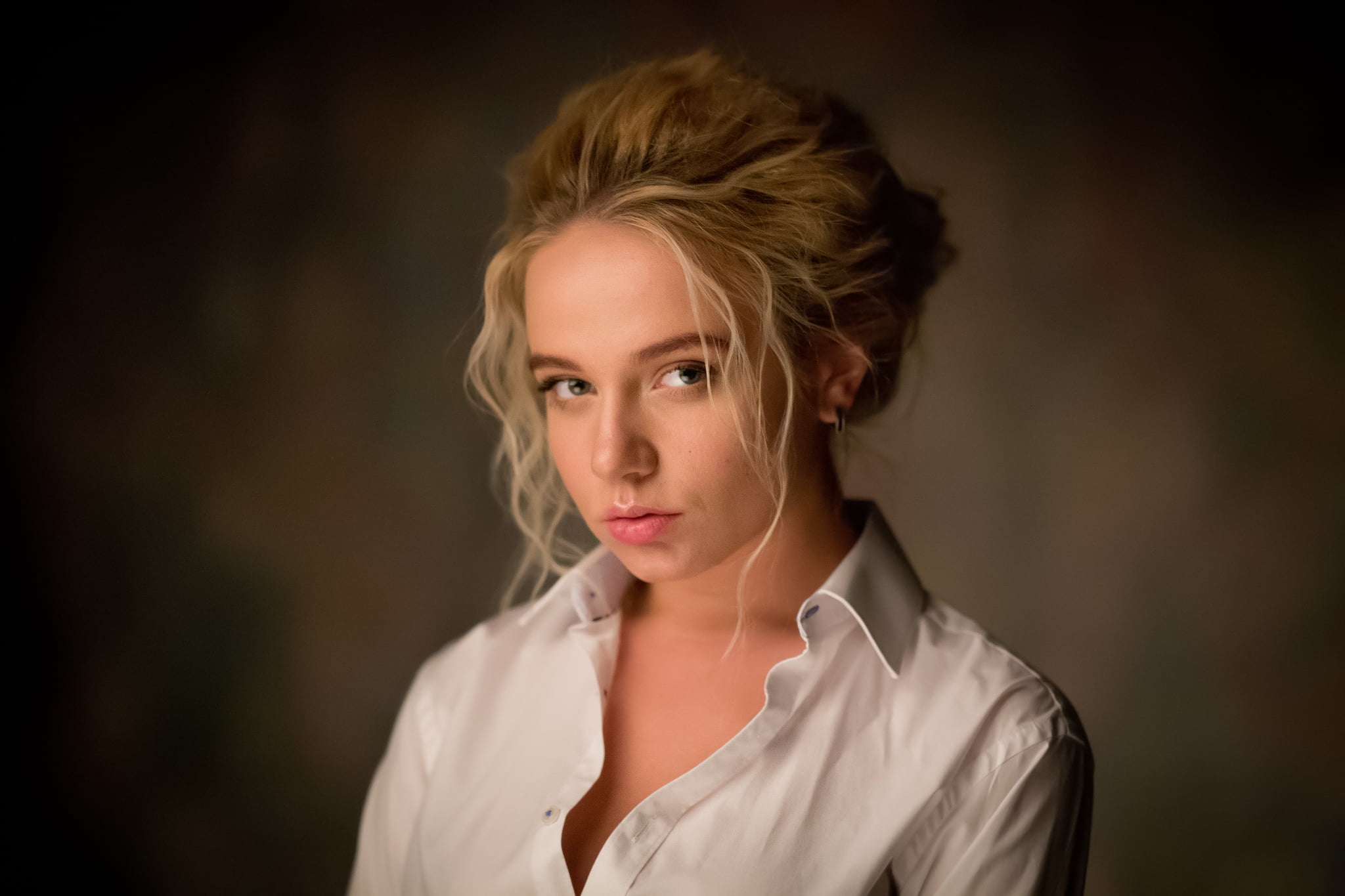 1080P, white clothing, shirt, looking at viewer, Maria Popova, simple background, women, portrait, Andrey Minkov, blonde, hairbun, HD Wallpaper