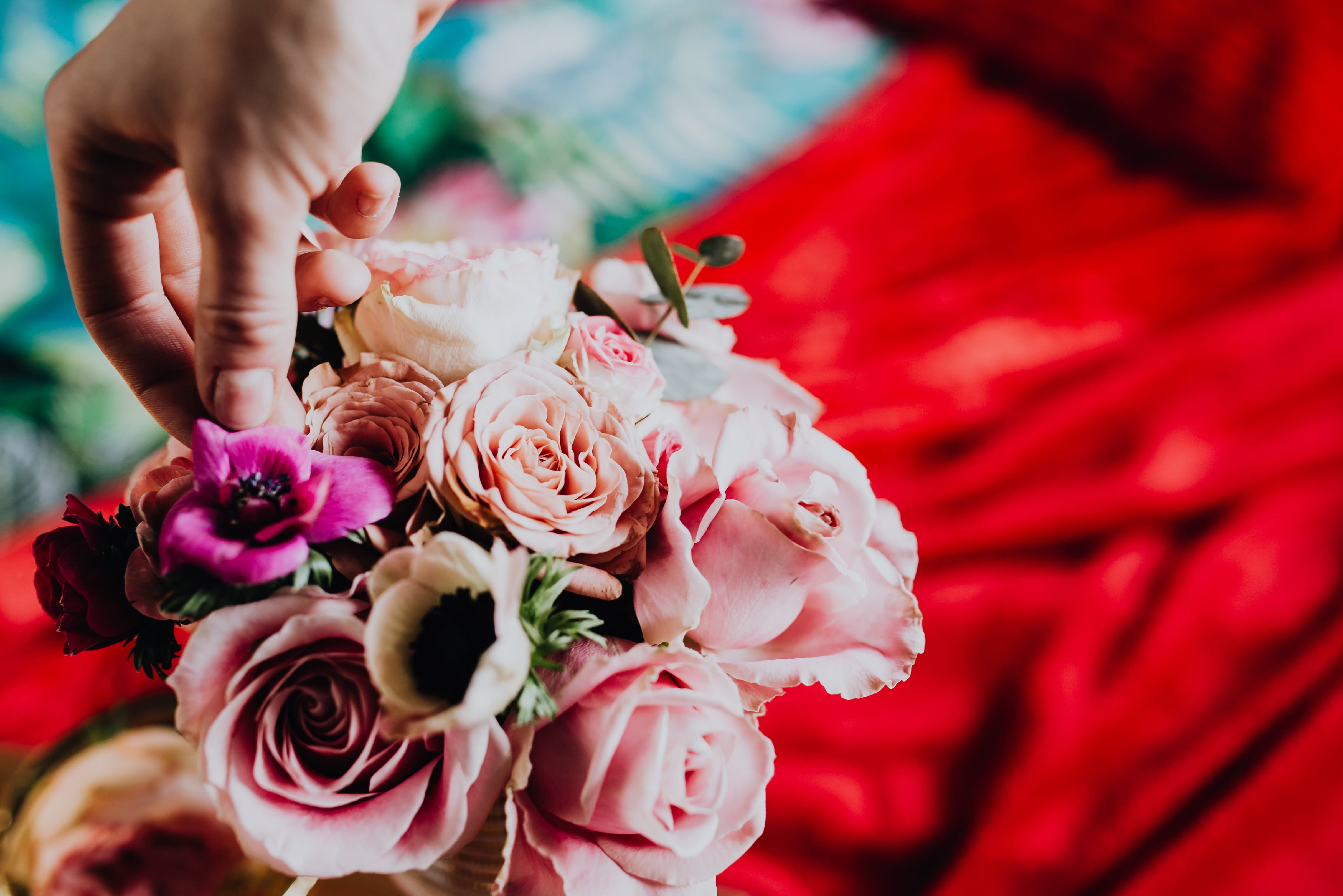 4K, beauty in nature, plant, fragility, flowers, valentines, rose, freshness, valentine, romance, valentines day, vulnerability, pink, romantic, bunch of flowers, HD Wallpaper