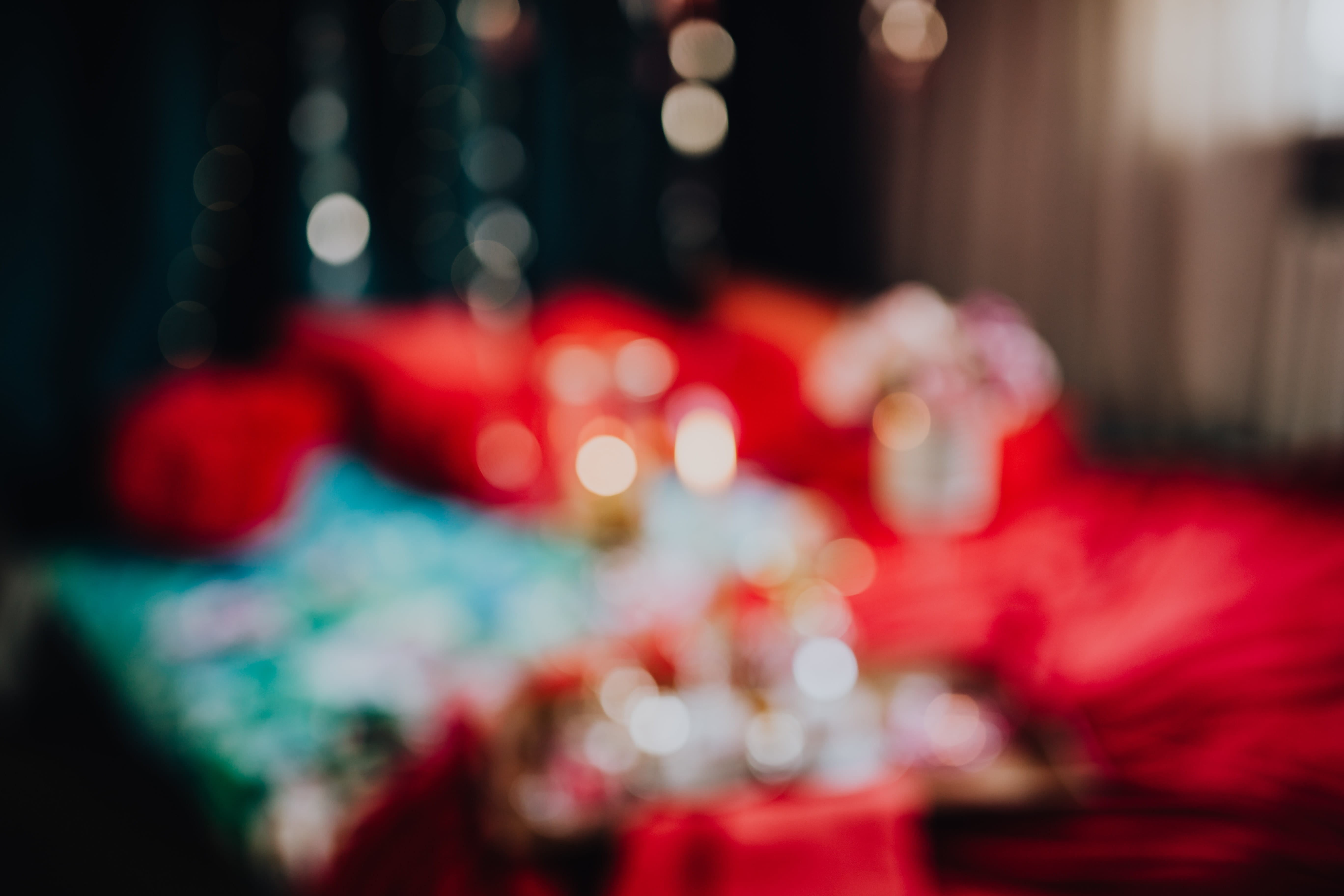 lovely, romantic, women, outdoors, candles, night, architecture, valentines day, city, bed, clothing, brunch, red, bedding, love, christmas, defocused, HD Wallpaper