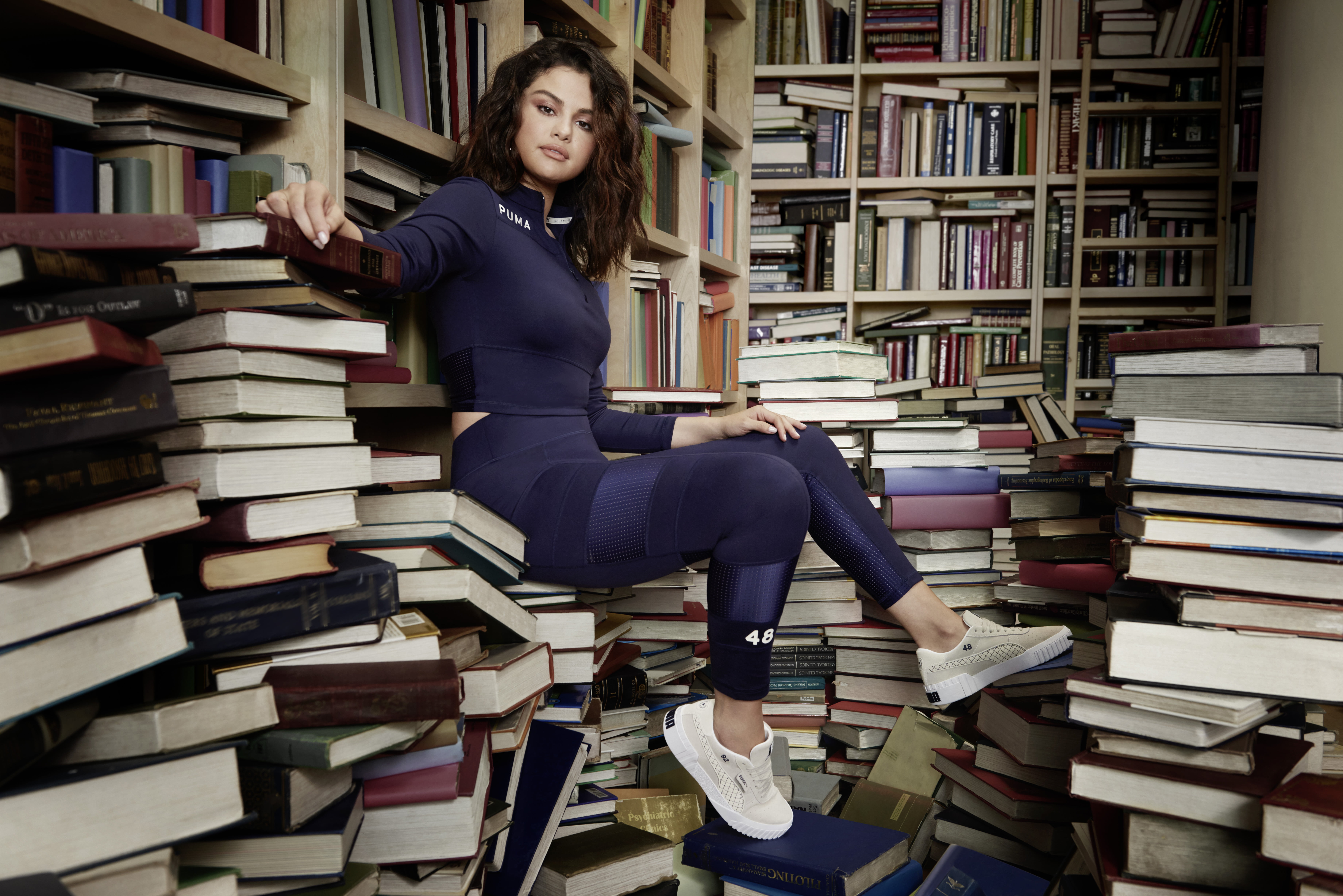 Brunette, Library, Book, Selena Gomez, American, 5K, Shoe, Singers, Singer, HD Wallpaper