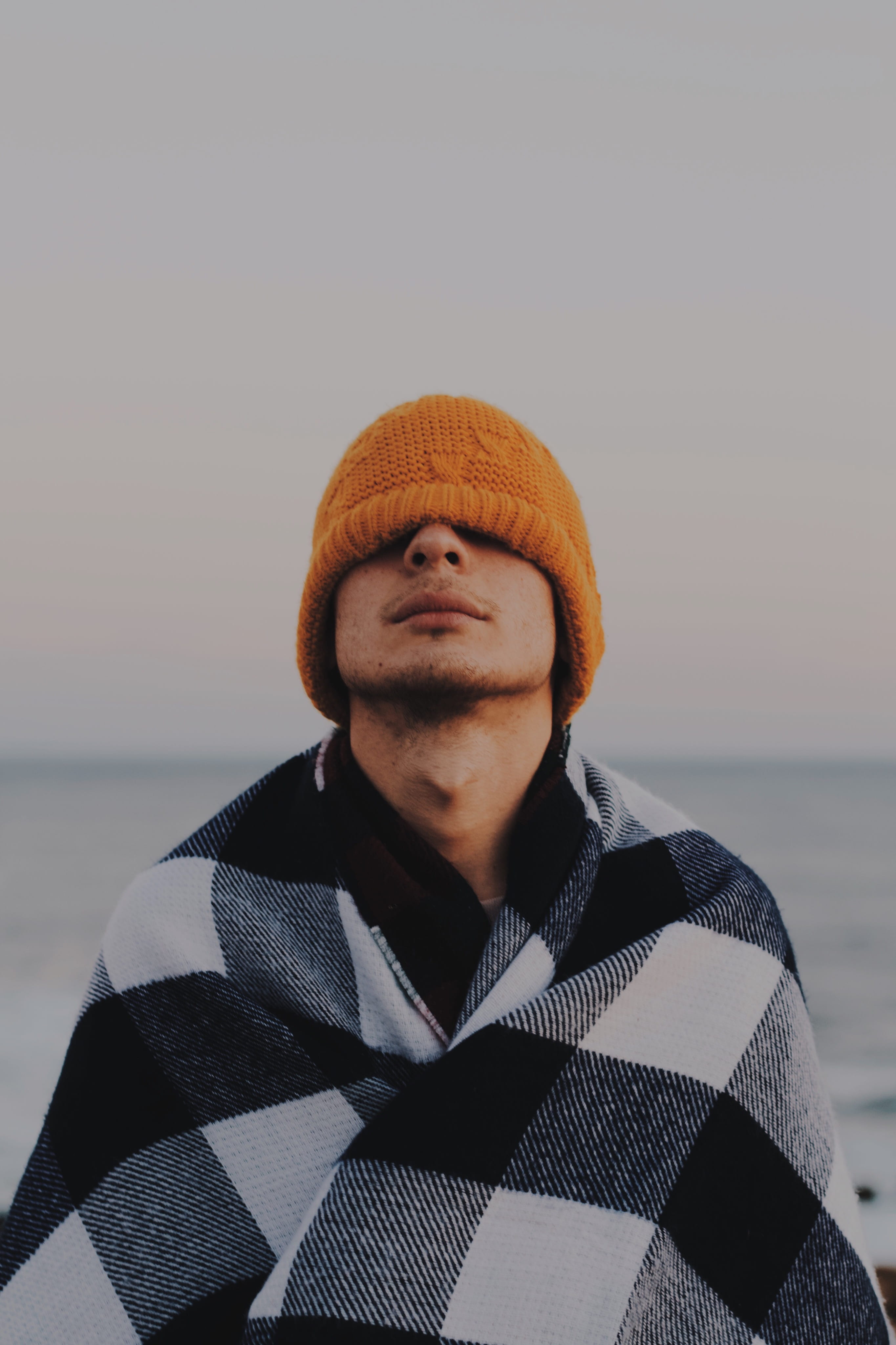 only Men, orange, relaxation, serene People, male Beauty, knit, nature, day, hat, cheerful, male, caucasian Ethnicity, smiling, males, blanket, men, outdoor, Phone HD Wallpaper