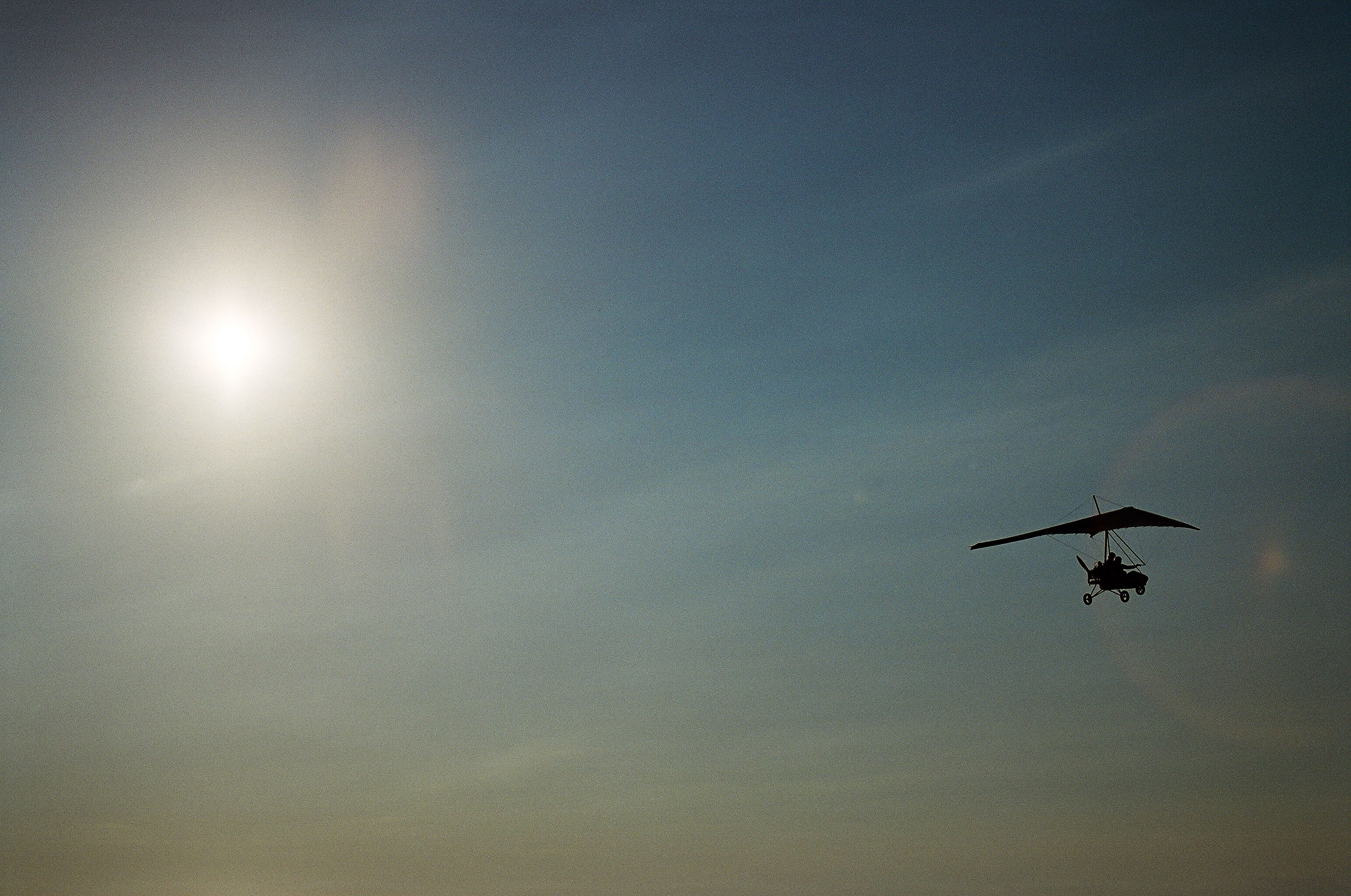 high, dom, aero, single object, travel, sunset, fun, flying, motor, parachute, view, europa, air vehicle, people, propeller, hobbies, para, glide, no people, HD Wallpaper