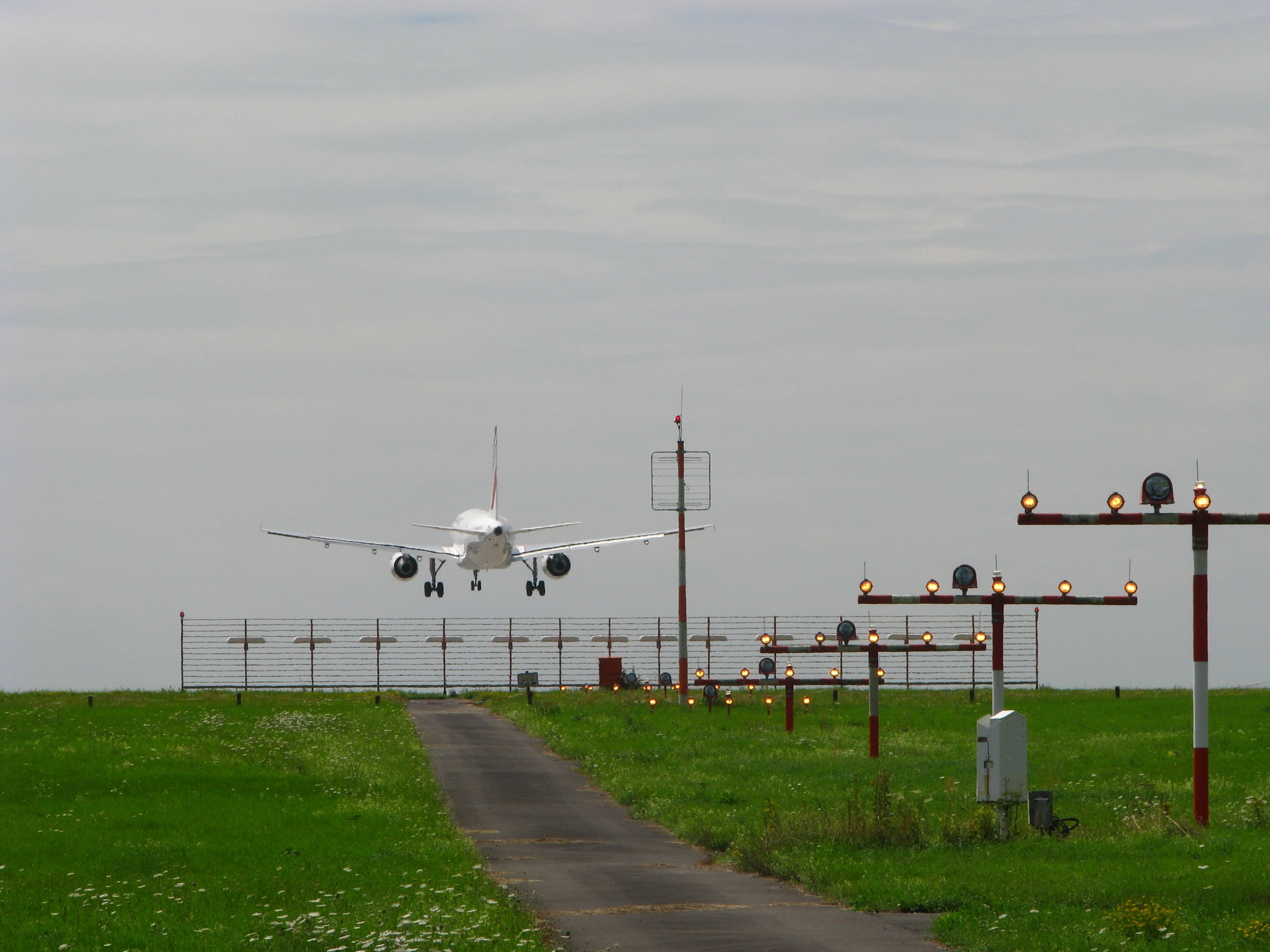 public transportation, journey, aircraft, airplane, outdoors, grass, mode of transportation, sky, travel, land, plant, transportation, aerospace industry, HD Wallpaper