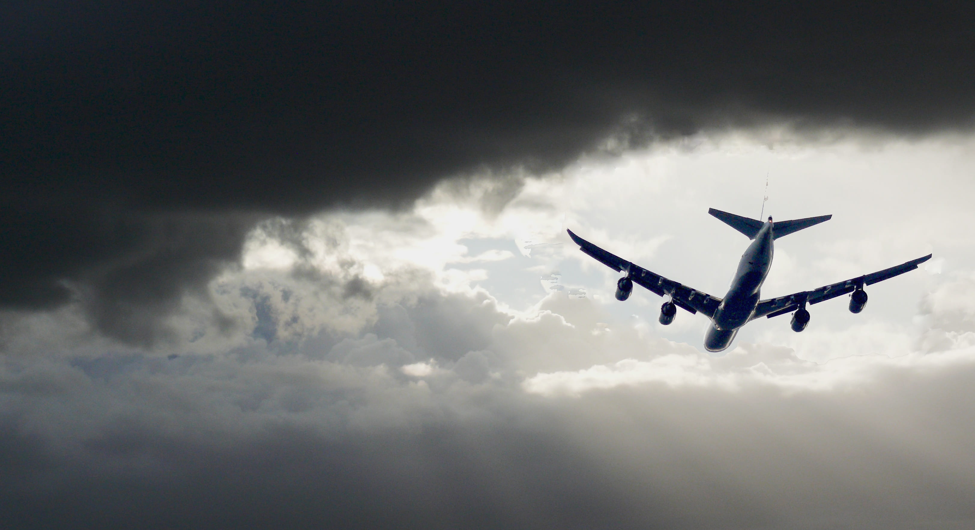 silhouette, approach, flyer, on approach, fly, air traffic, overcast, mid-air, storm, transportation, on the move, nature, 2K, above, plane, flying, motion, HD Wallpaper