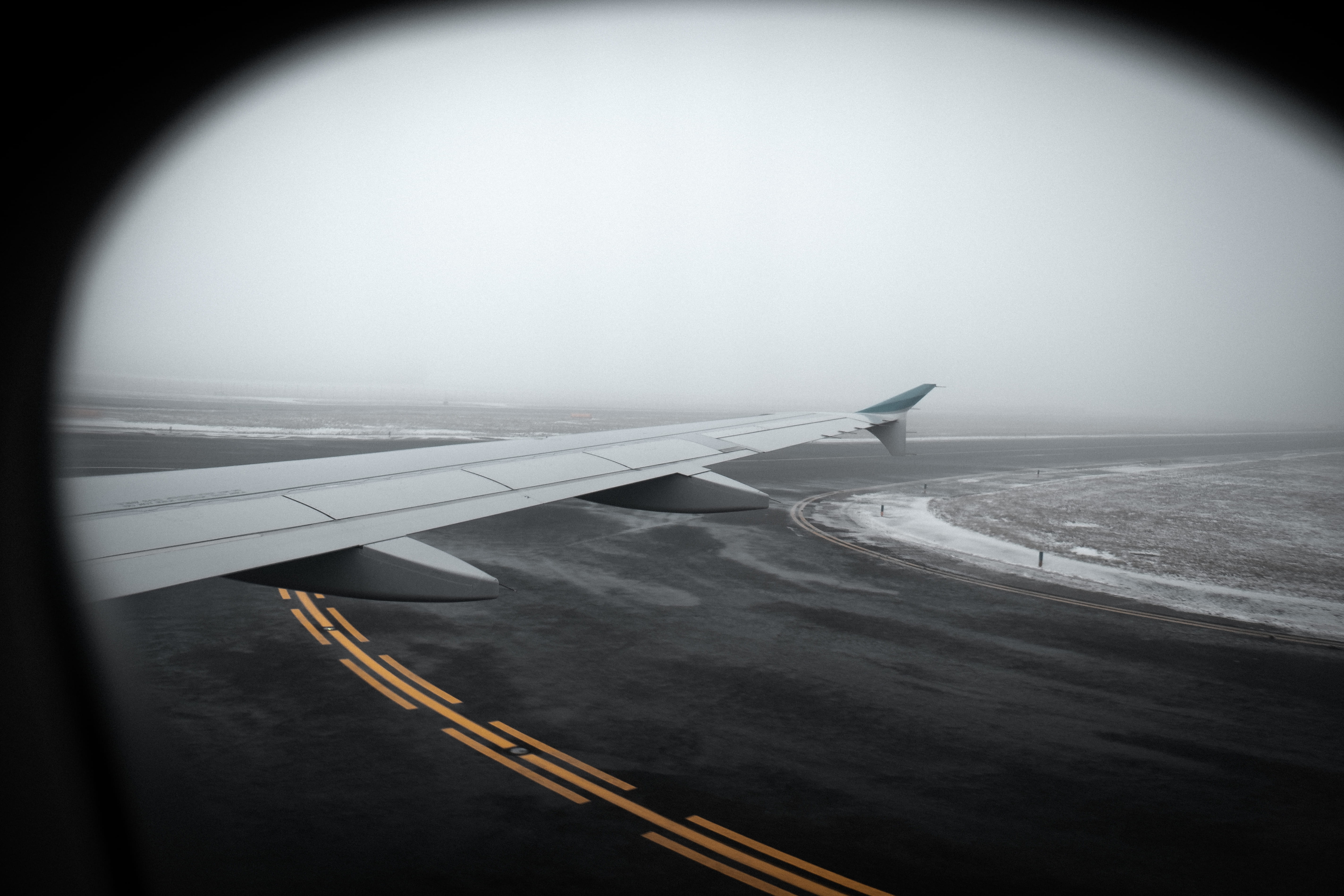 fog, asphalt, mode of transportation, aircraft wing, nature, no people, sign, transportation, austria, tarmac, runway, road marking, vienna, cloud, marking, HD Wallpaper